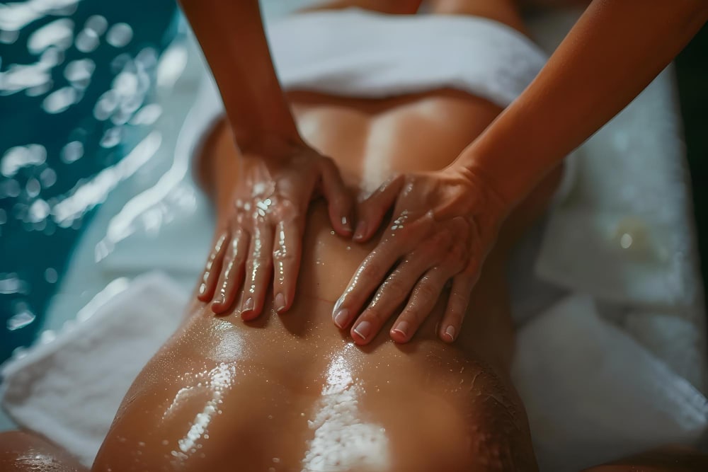 Massage ABHYANGA - Relaxant à l'huile chaude