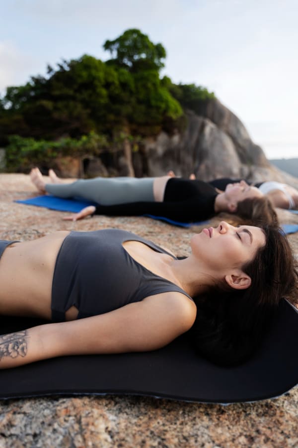 Triyoga: respiration - mudra - asana
