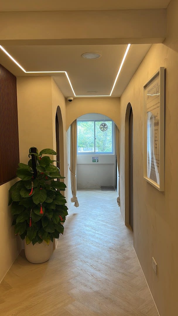 Photo 4 for Live Well Chiropractic (Bedok)