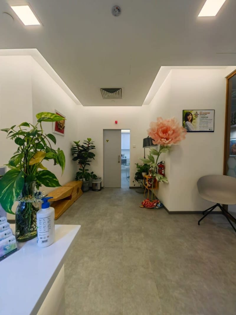 Photo 3 for Q & M Dental Centre (City Hall)