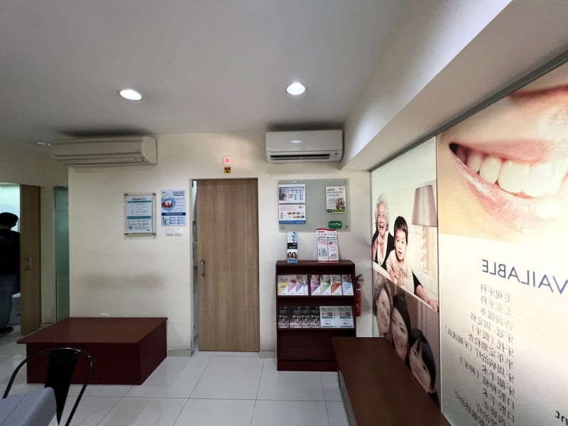 photo for Q & M Dental Surgery (Hougang Central)