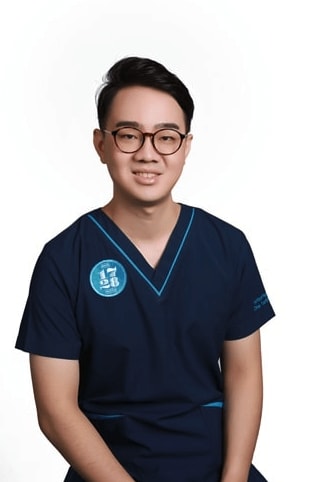 Photo of  Dr Jacomus Lim