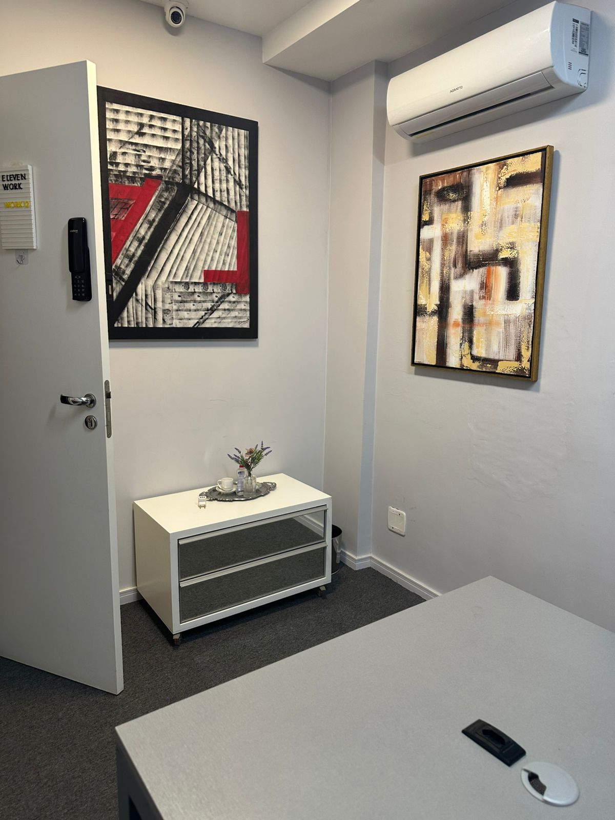 Foto da sala Work 12 — Elevenwork Coworking (3/13)