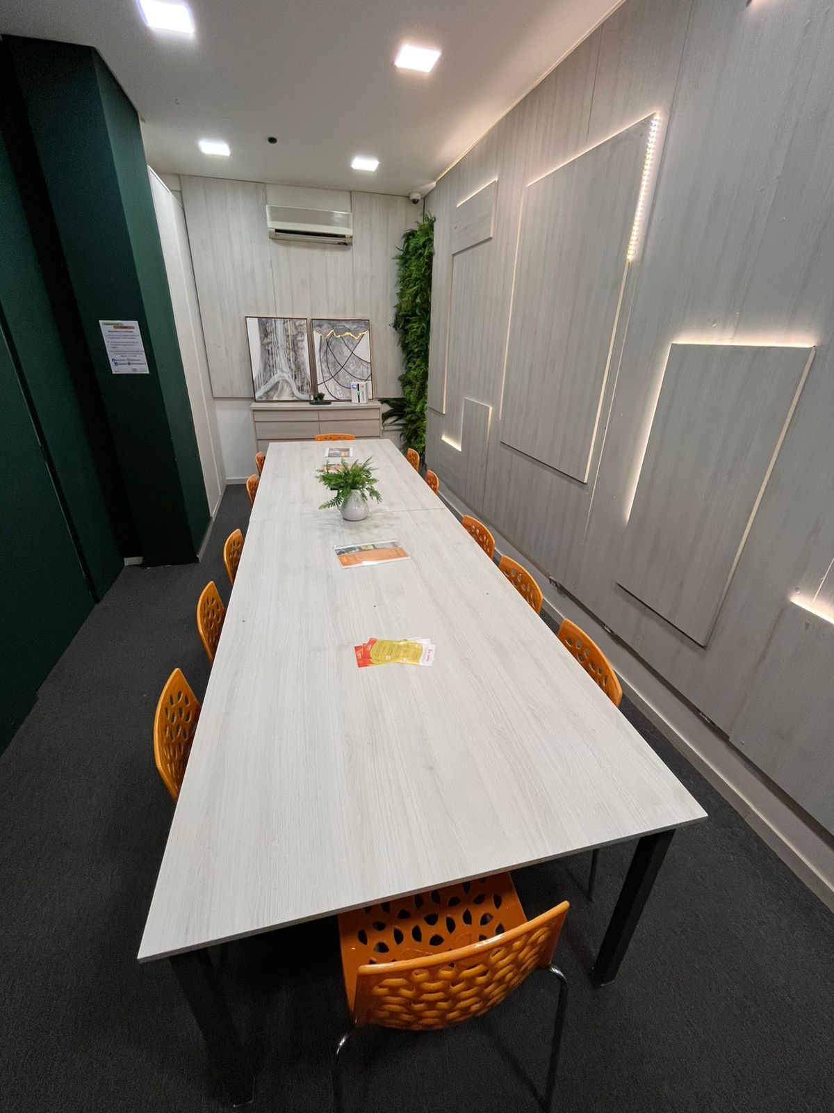 Foto da sala Meeting Room - RI — Elevenwork Coworking (4/13)