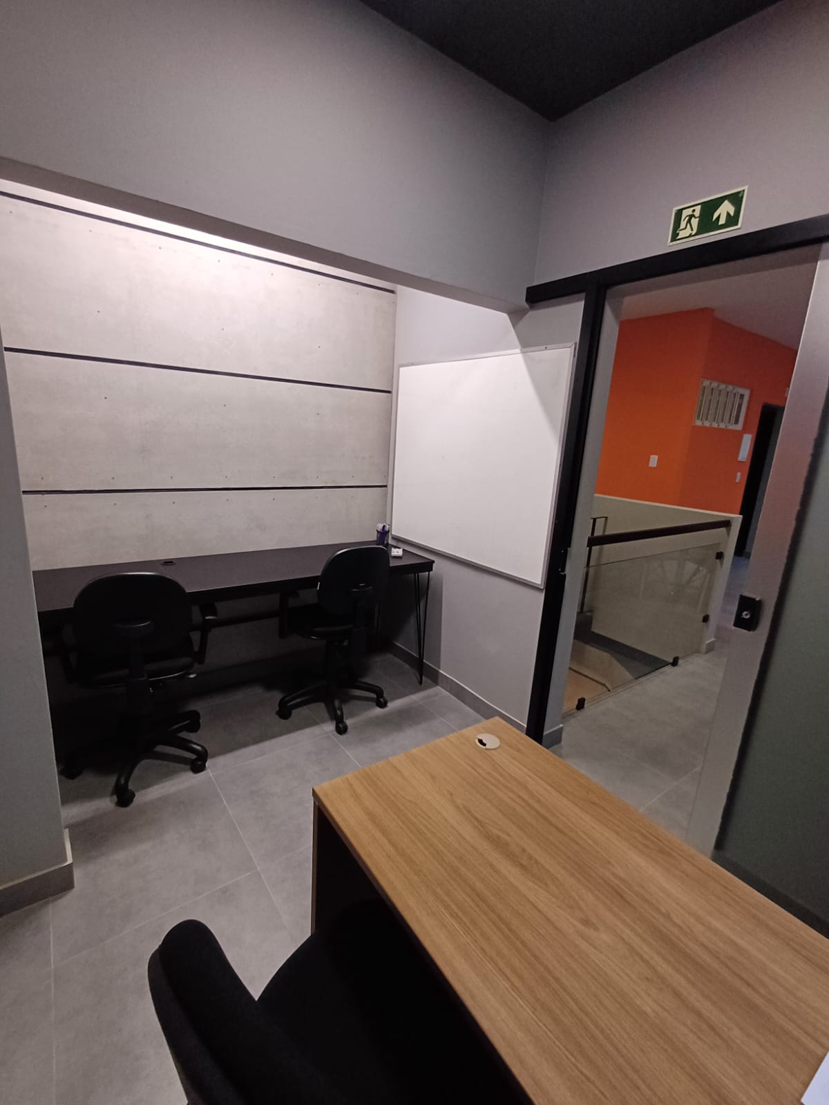 Foto da sala Escritório privativo para 3 posições · 0 a 10 m² em Pátria Nova, Novo Hamburgo (1/3)