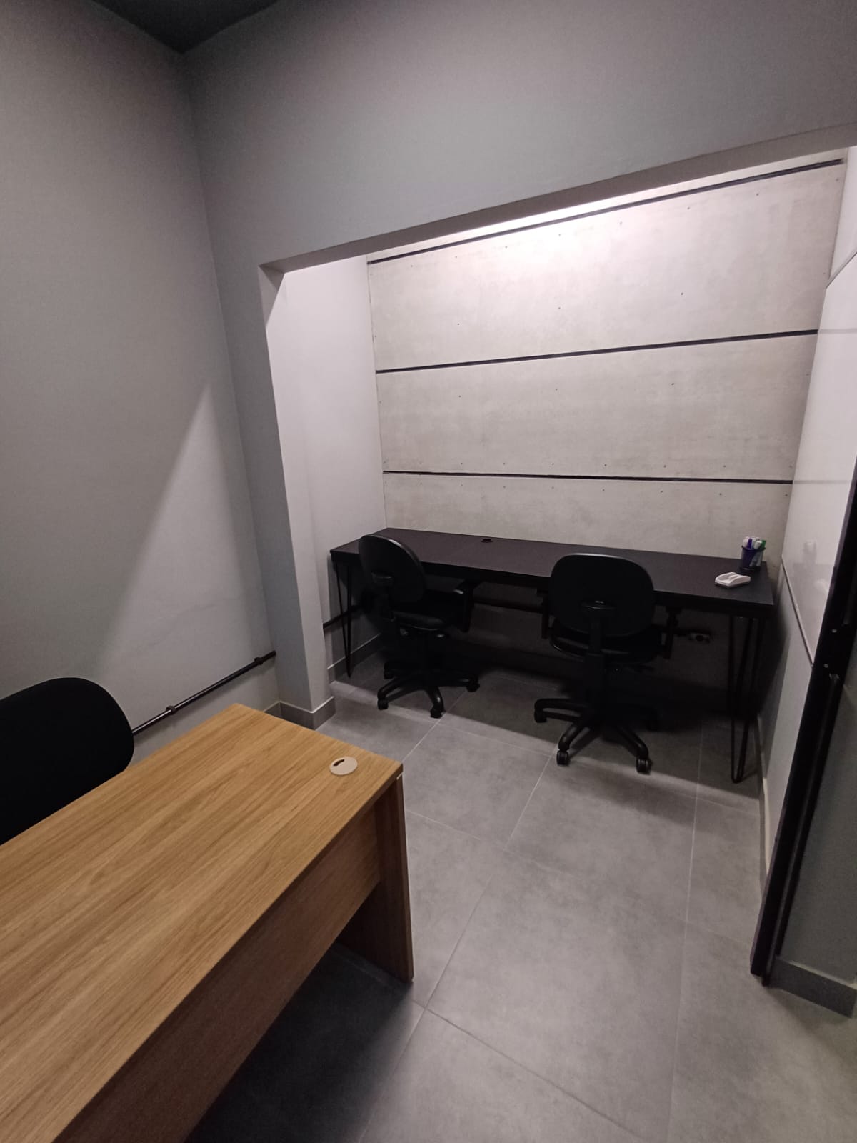 Foto da sala Escritório privativo para 3 posições · 0 a 10 m² em Pátria Nova, Novo Hamburgo (2/3)
