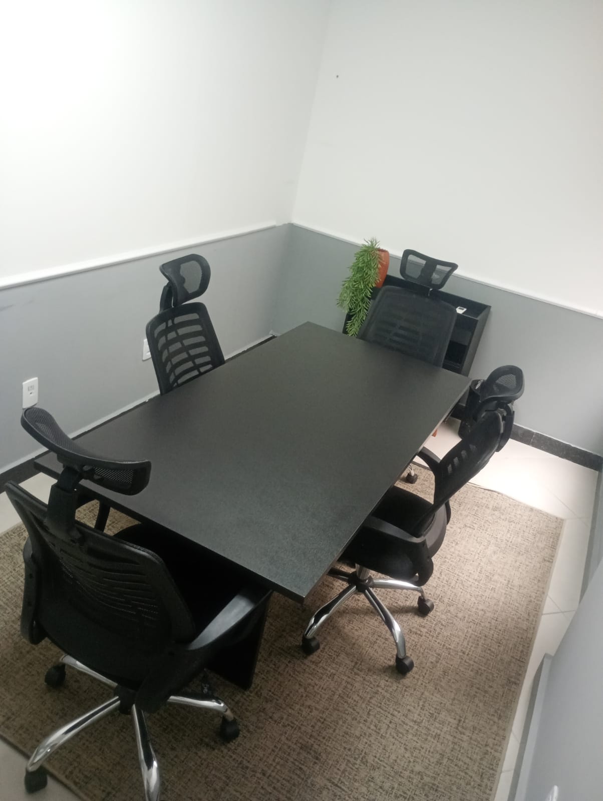 Photo of the room Private office for 4 seats · 10 to 20 m² in Parque Residencial Laranjeiras, Serra (3/4)