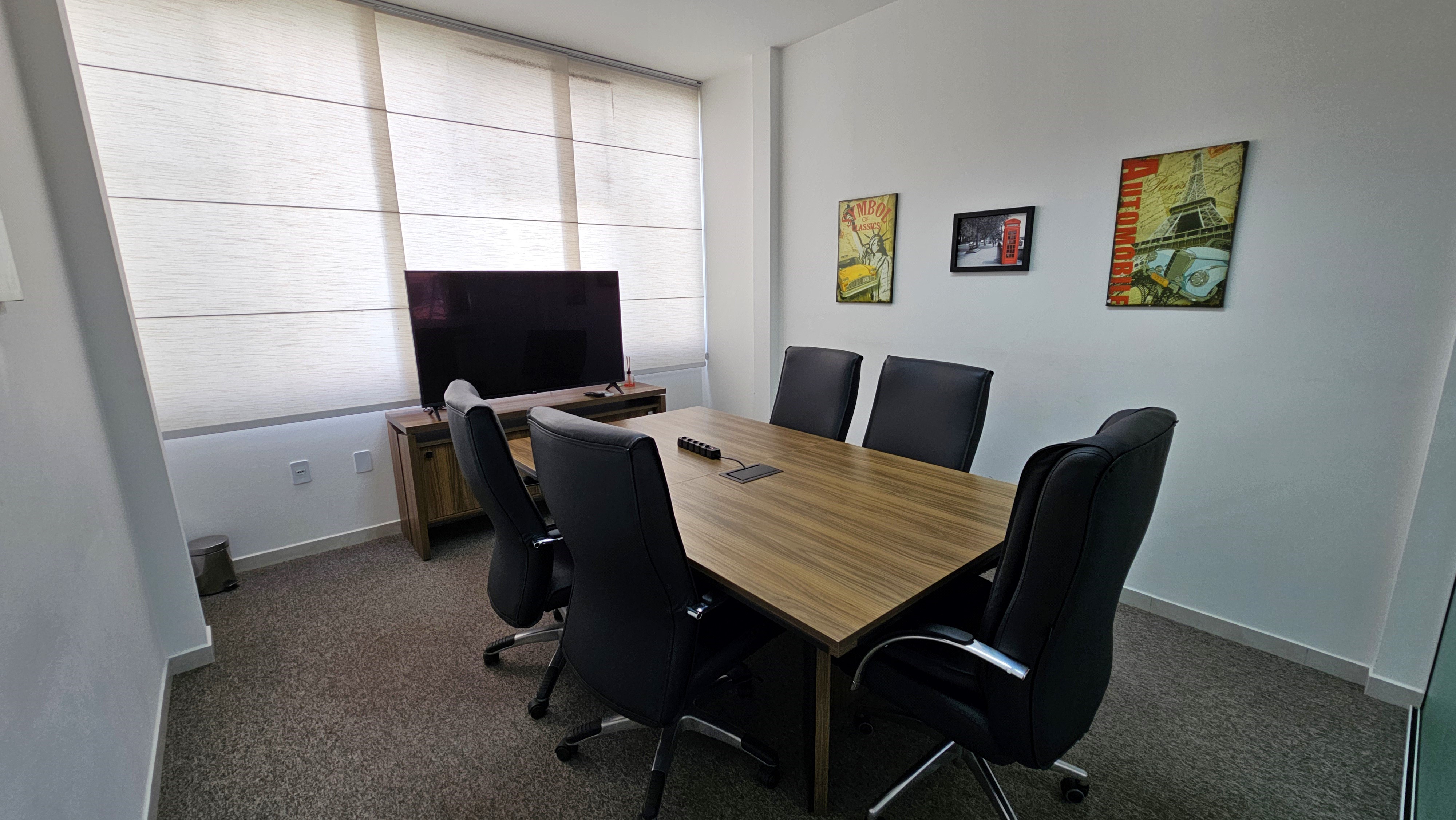 Foto da sala Escritório privativo para 4 posições · 0 a 10 m² em Kobrasol, São José (1/4)