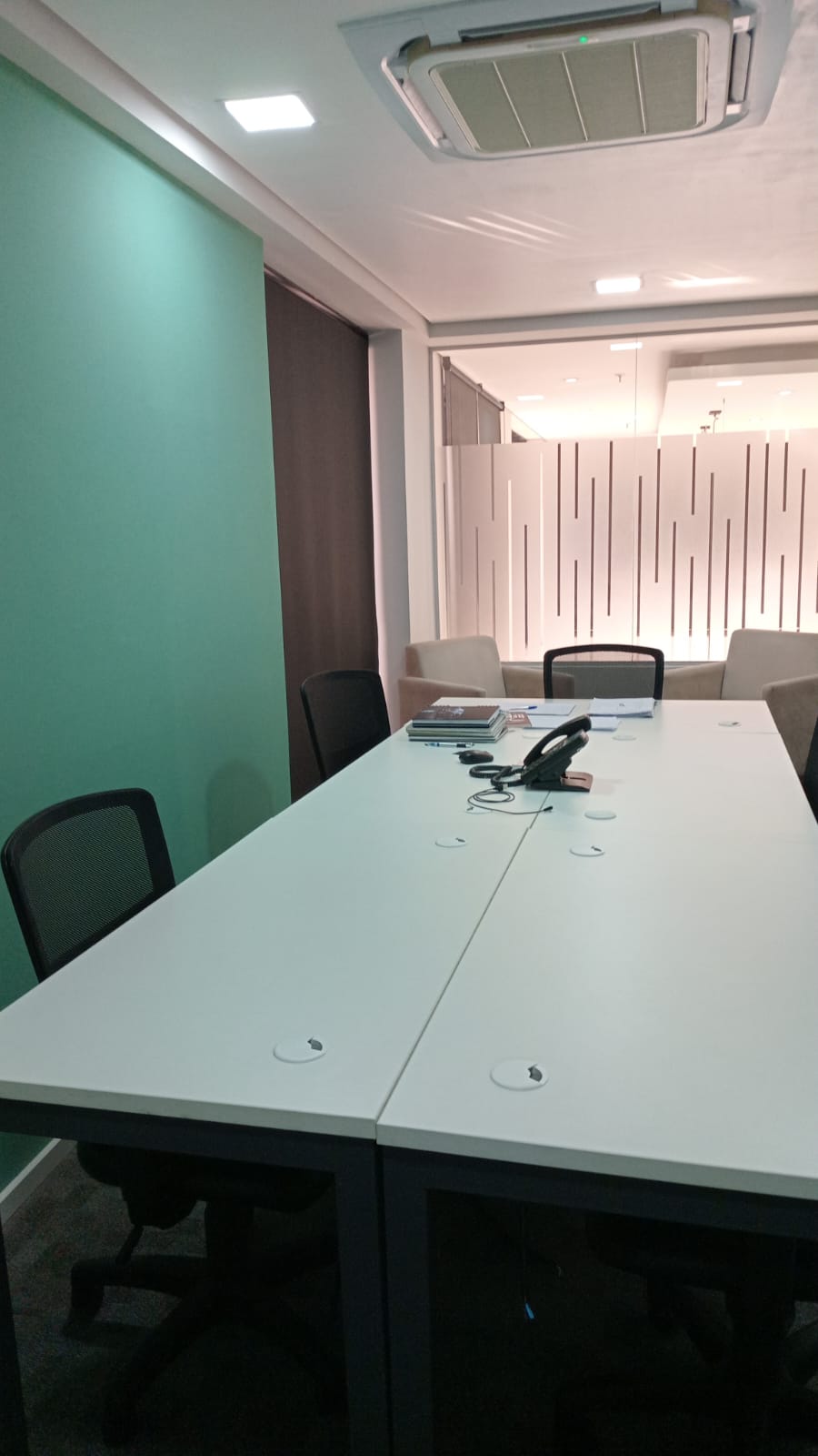 Foto da sala Escritório privativo para 6 posições · 10 a 20 m² em Centro, Osasco (3/3)