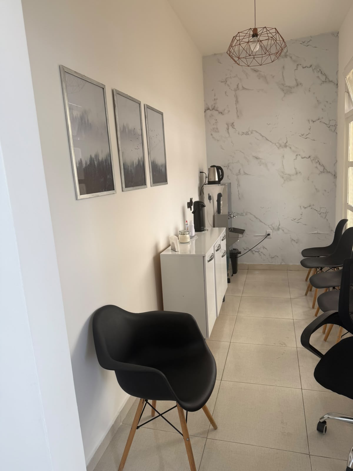 Foto da sala Escritório privativo para 4 posições · 10 a 20 m² em Recreio, Vitória da Conquista (2/3)
