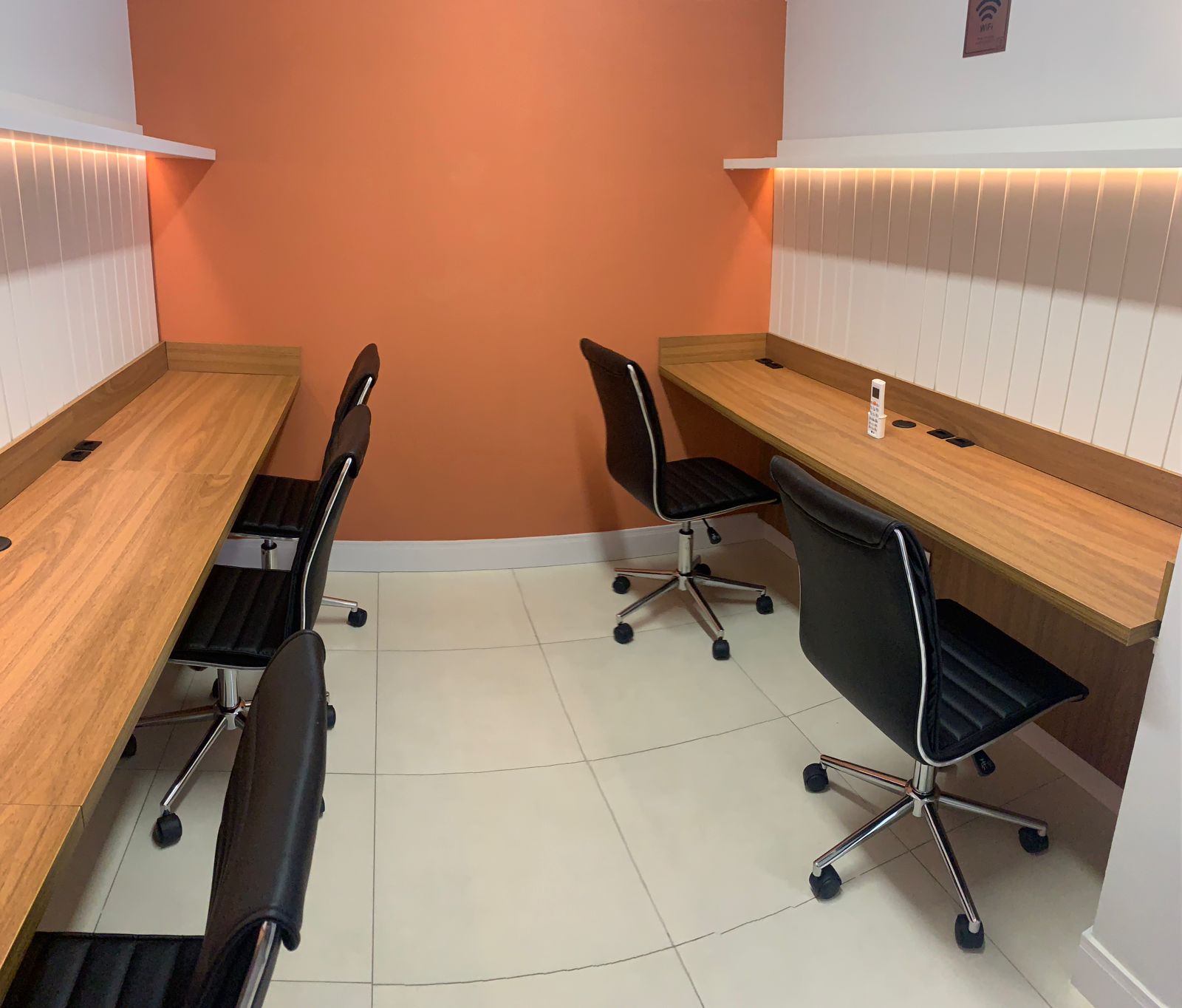 Foto da sala Escritório privativo para 5 posições · 10 a 20 m² em Anhangabaú, Jundiaí (3/3)