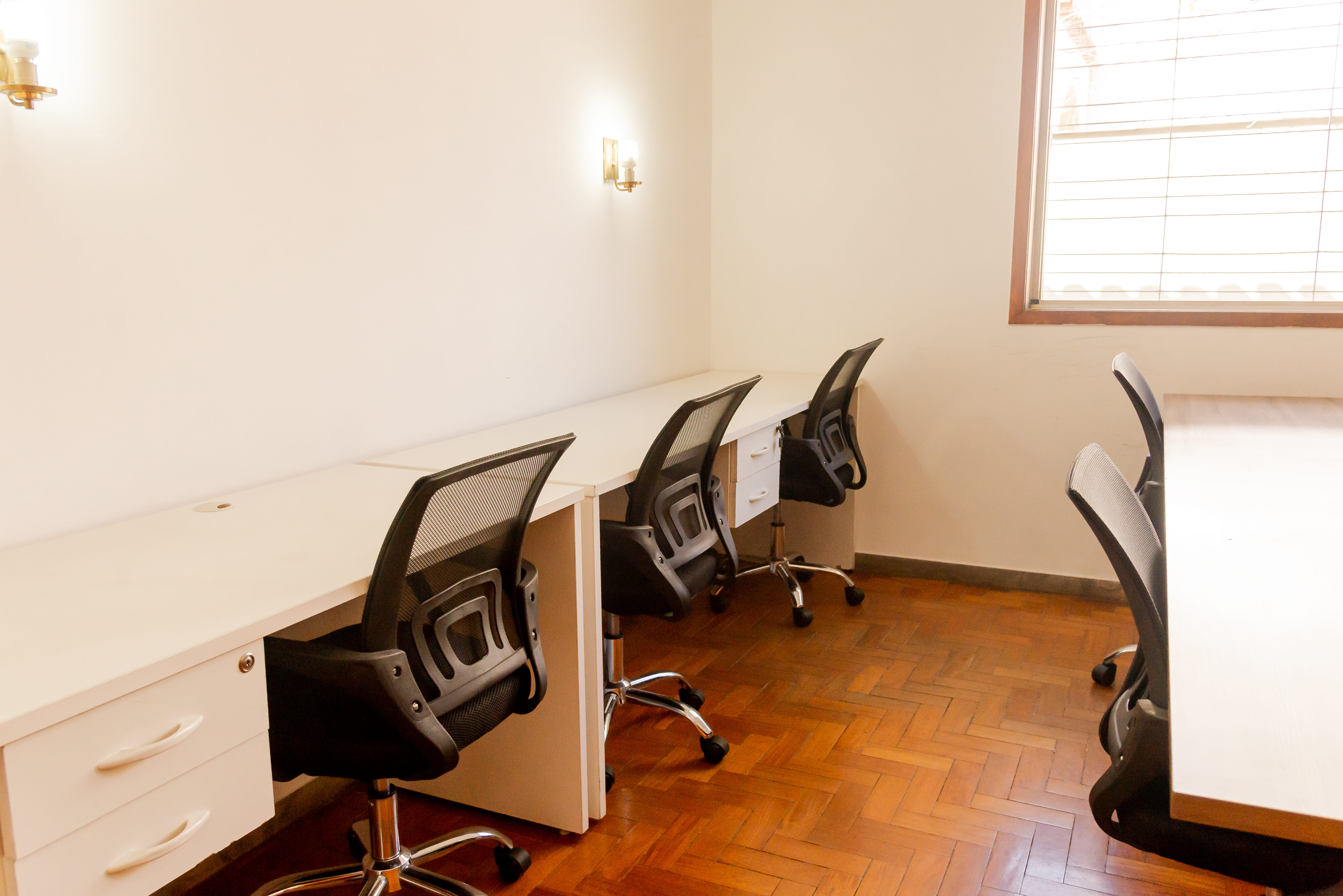 Foto da sala Escritório privativo para 13 posições · 30 a 40 m² em São Luiz, Belo Horizonte (4/4)