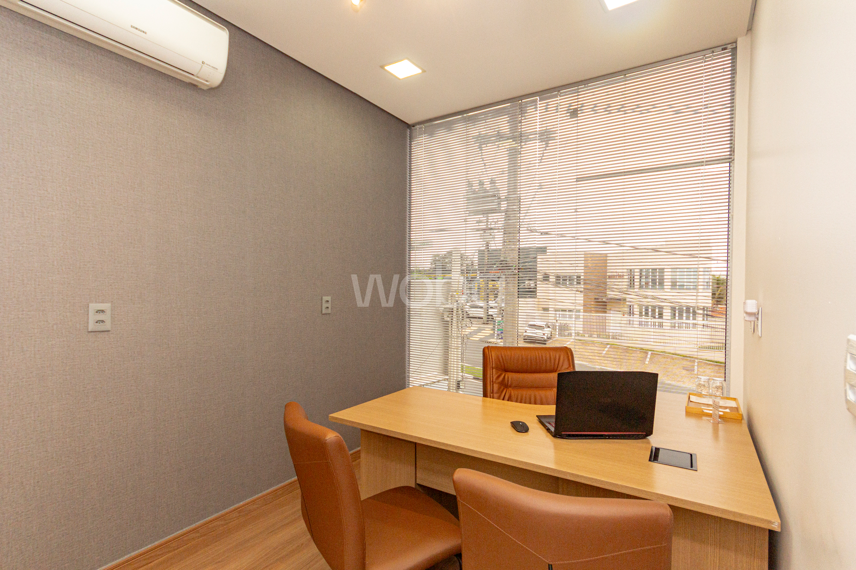Foto da sala Sala de Atendimento - RI — Smart CEO Coworking Valinhos (2/13)
