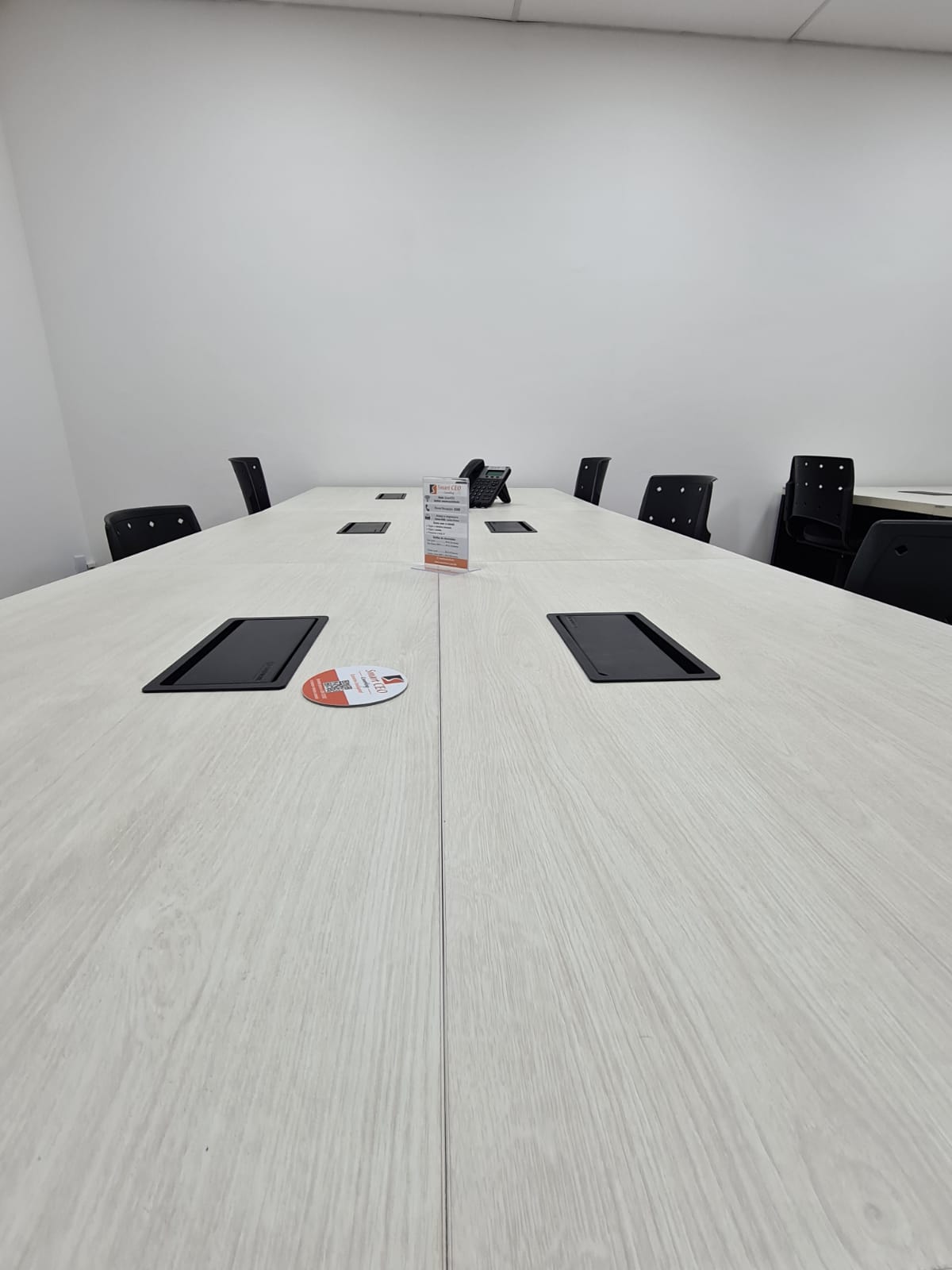 Foto da sala Escritório privativo para 12 posições · 40 a 50 m² em Vila Thereza, Vinhedo (3/3)