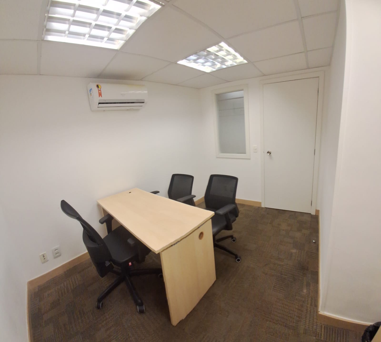 Photo of the room Private office for 2 seats · 0 to 10 m² in Centro, Rio de Janeiro (1/3)