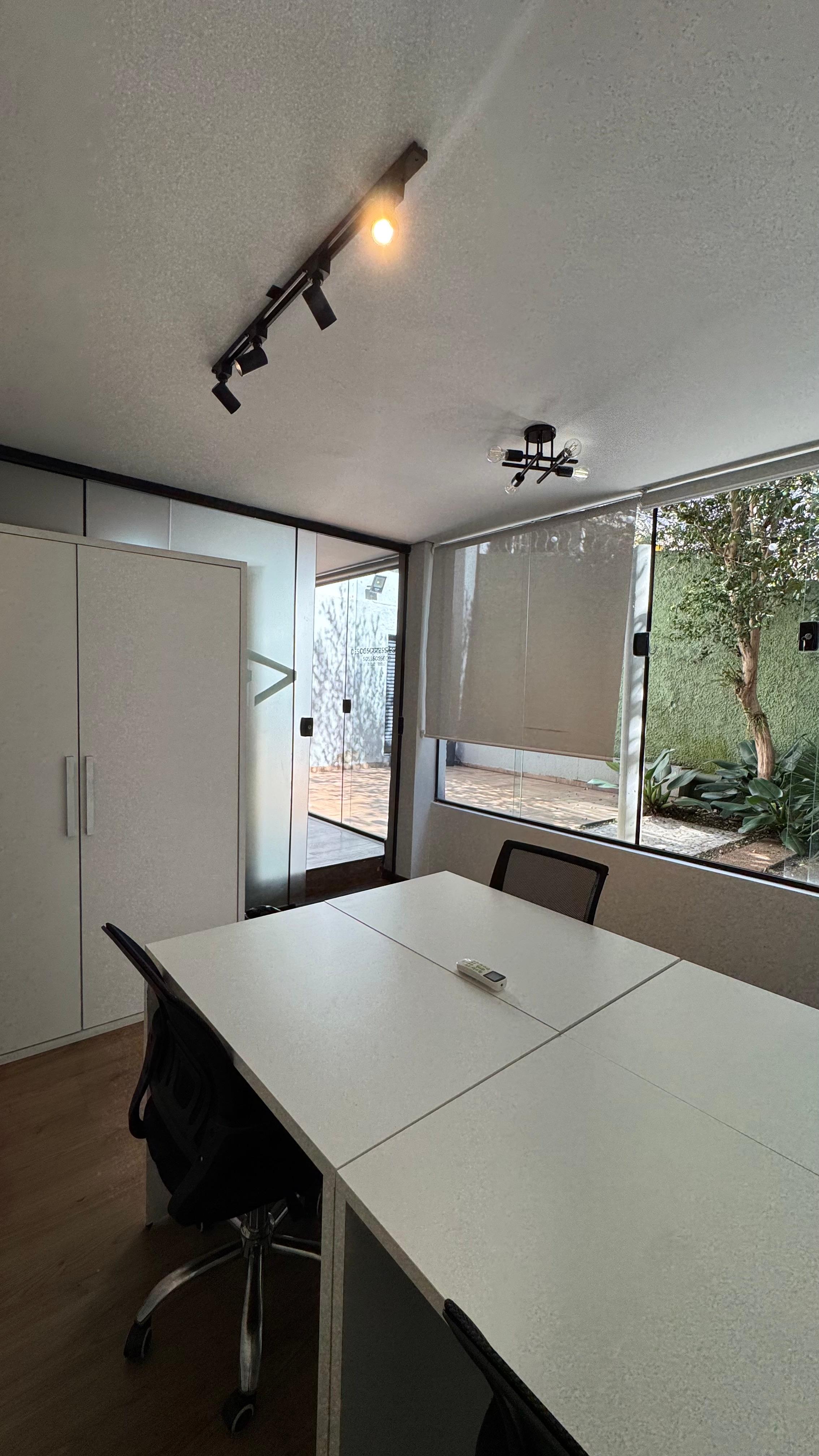 Foto da sala Escritório privativo para 4 posições · 10 a 20 m² em Jardim Vergueiro, Sorocaba (2/4)