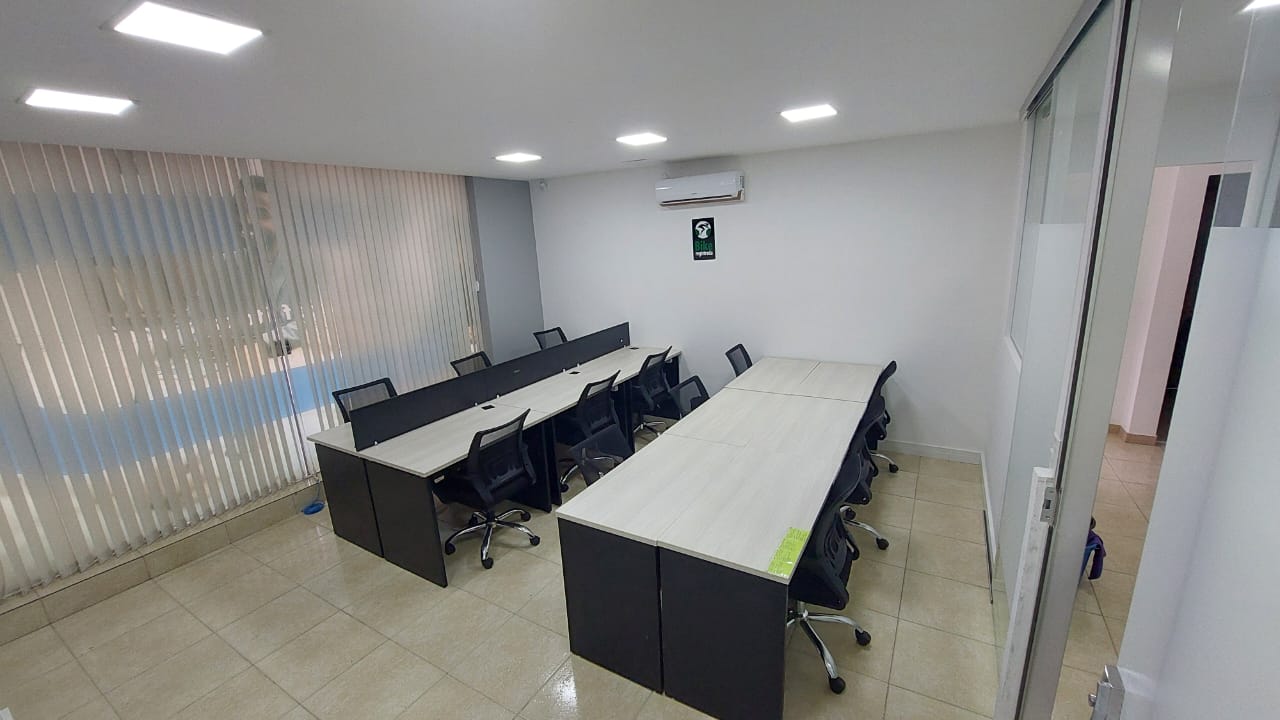 Foto da sala Escritório privativo para 12 posições · 10 a 20 m² em Asa Norte, Brasília (2/3)