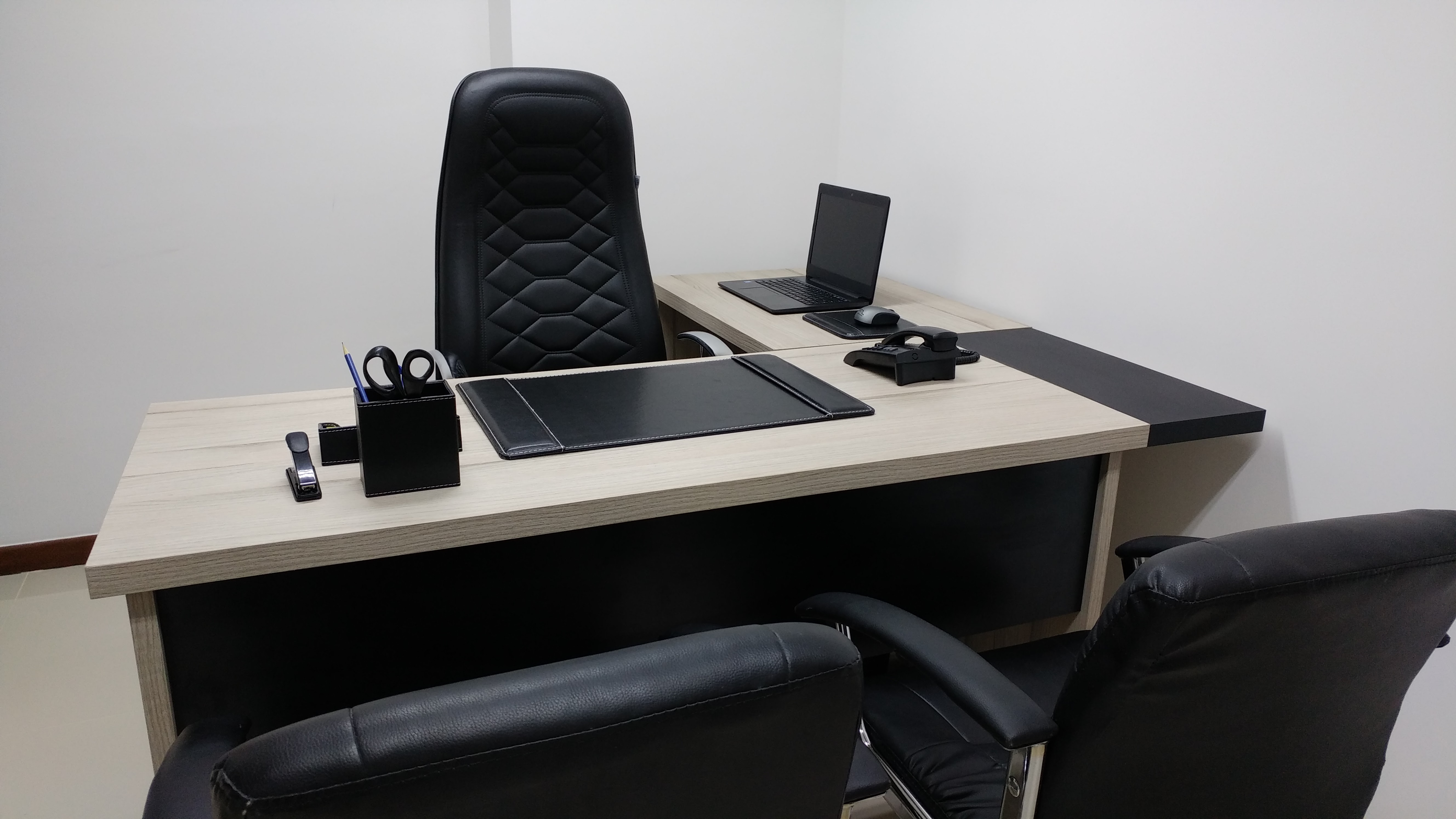 Foto da sala Escritório privativo para 4 posições · 10 a 20 m² em Felícia, Vitória da Conquista (2/3)