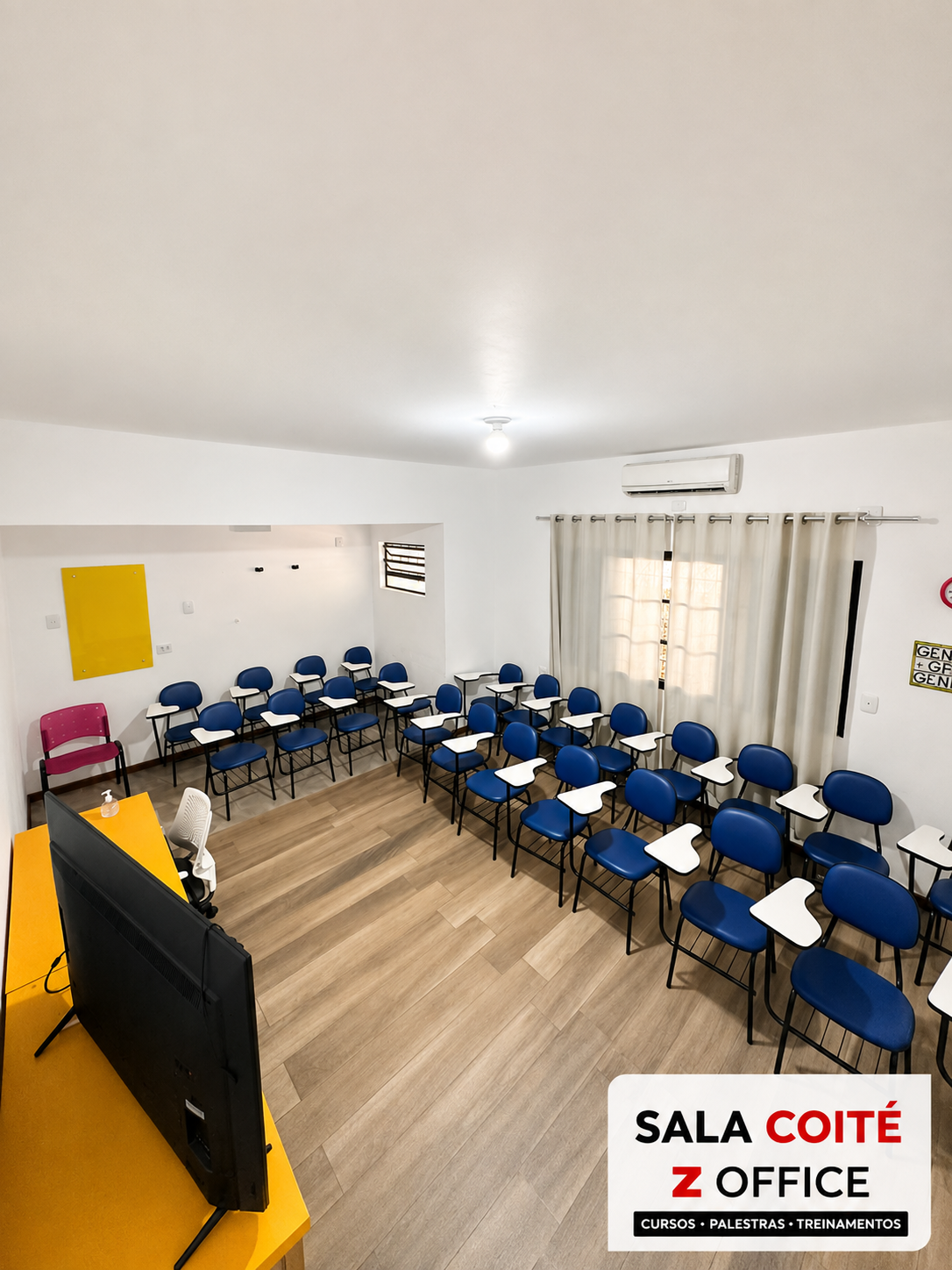Foto da sala Sala Coité de Reunião/ Palestras/ cursos /Treinamentos — Zoffice Coworking (3/12)