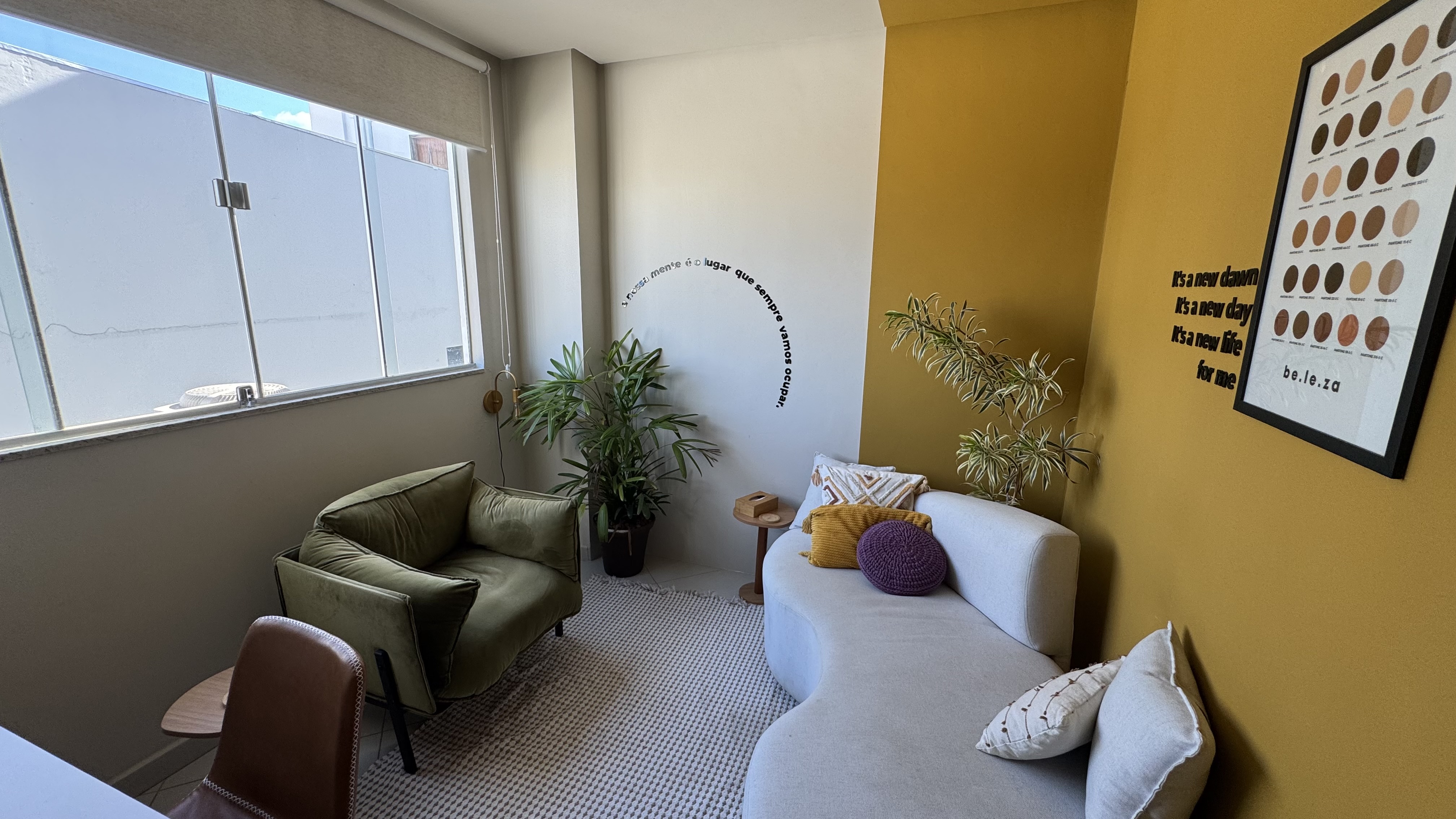 Foto da sala Sala Amarela - 504 — Edifício Millenium (3/6)