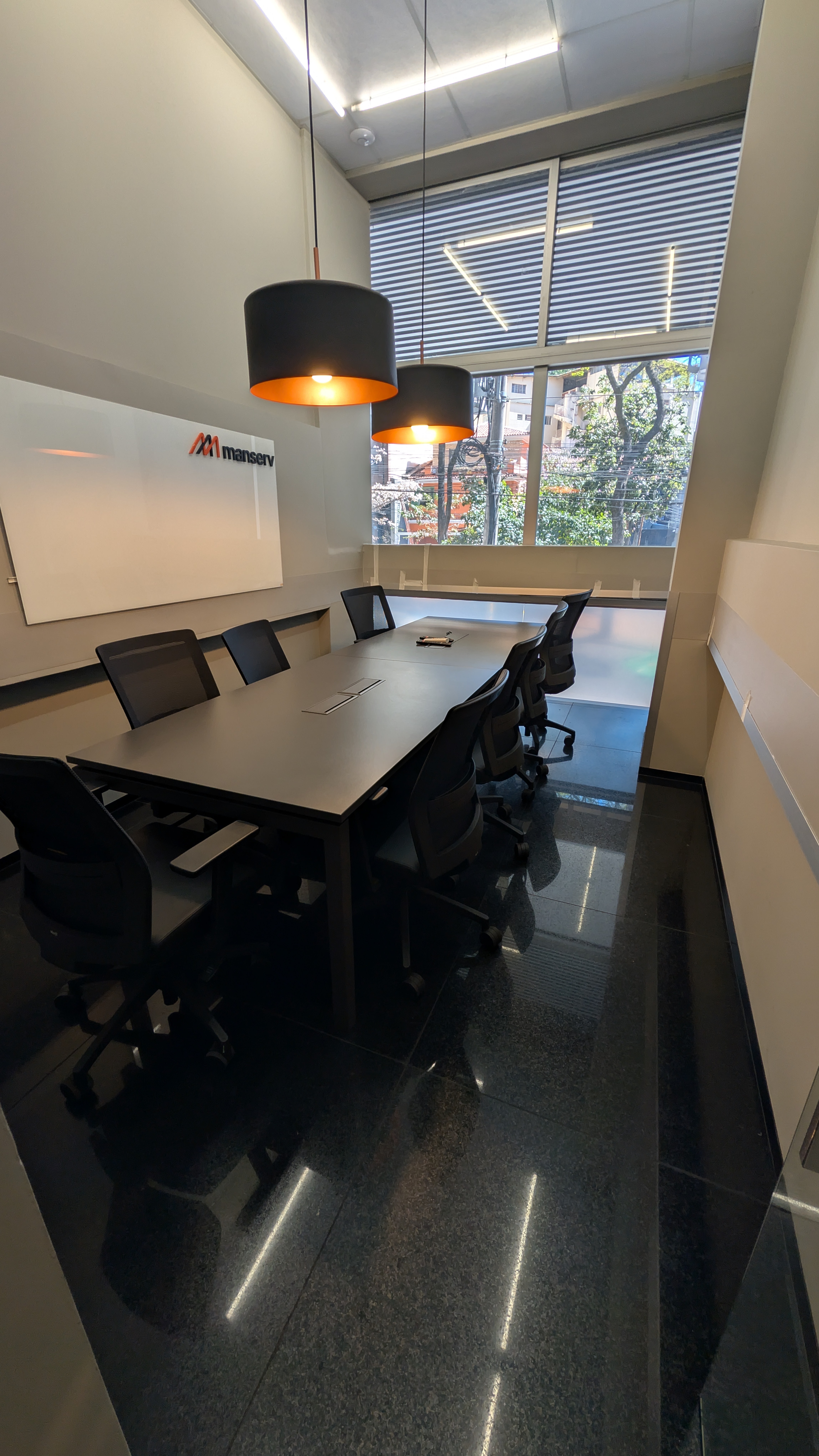 Foto da sala Sala 01 — Woba HQ – BH (2/9)