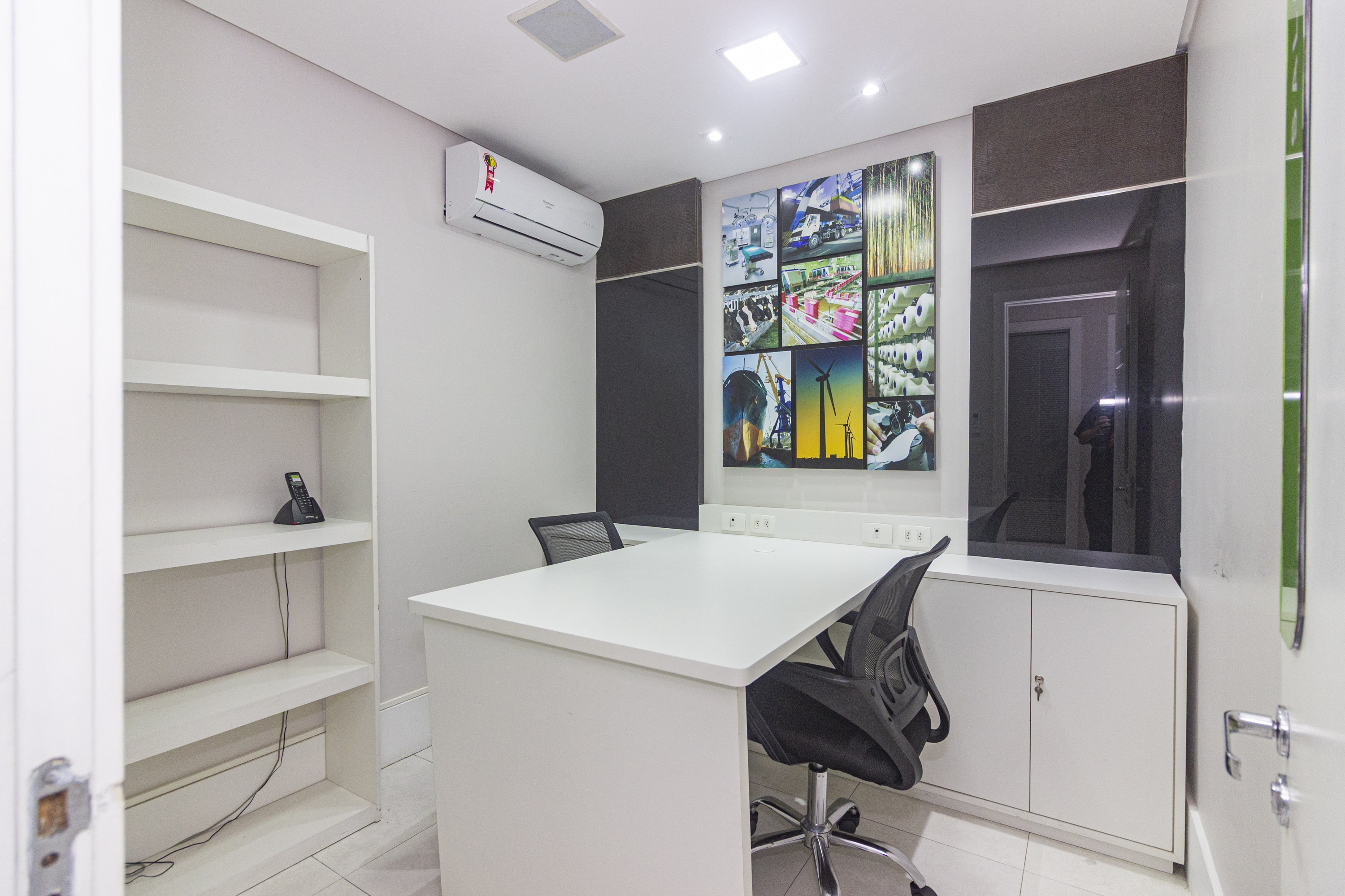 Foto da sala Escritório privativo para 1 posição · 0 a 10 m² em Aldeota, Fortaleza (2/3)