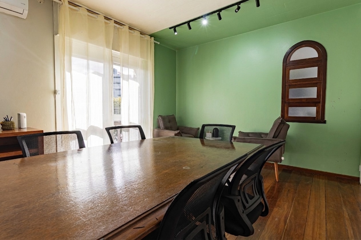 Foto de la sala Sala de Reunião — Merece Coworking (2/7)