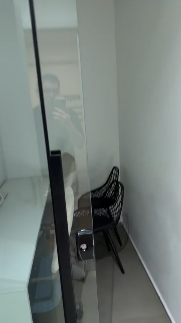 Foto da sala Escritório privativo para 22 posições · 90 a 100 m² em Pinheiros, São Paulo (1/3)