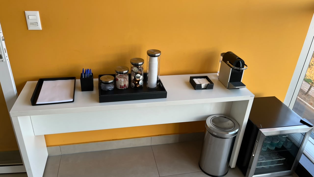 Foto da sala Sala de Reunião - Laranja — Pátio Sabiá (3/10)