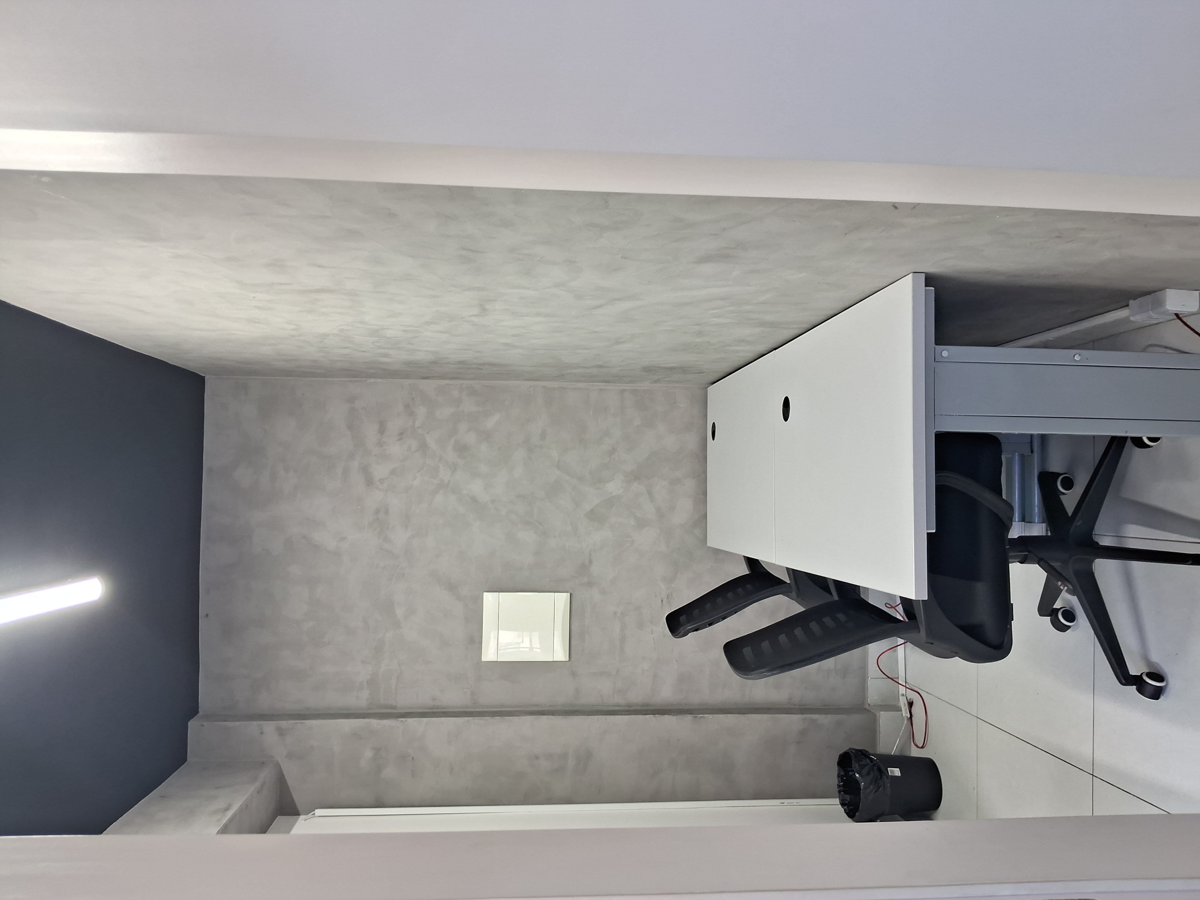 Foto de la sala Oficina privada para 4 puestos · 10 a 20 m² en Santa Lúcia, Belo Horizonte (1/2)