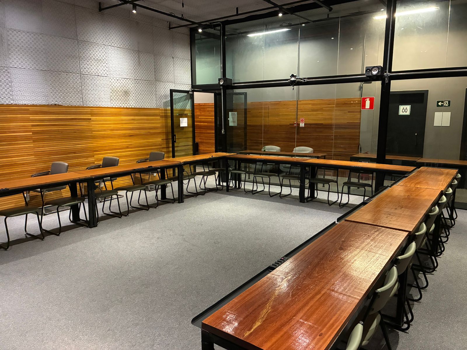 Photo of the room EV - Auditório 36 pessoas — Labbing Sion Cowork (2/13)