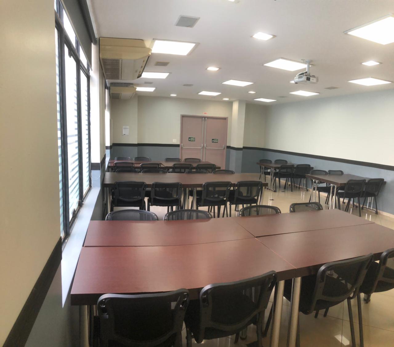 Foto da sala Escritório privativo para 20 posições · 70 a 80 m² em Jardim Irajá, Ribeirão Preto (3/3)