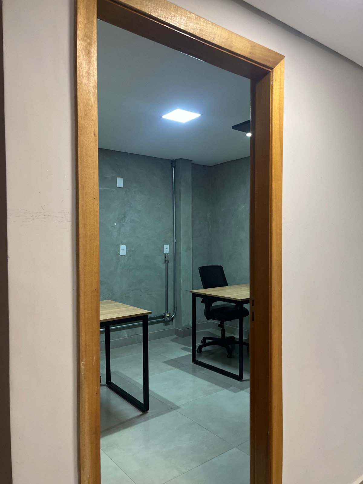 Foto da sala Escritório privativo para 2 posições · 10 a 20 m² em Santa Fé, Campo Grande (2/3)