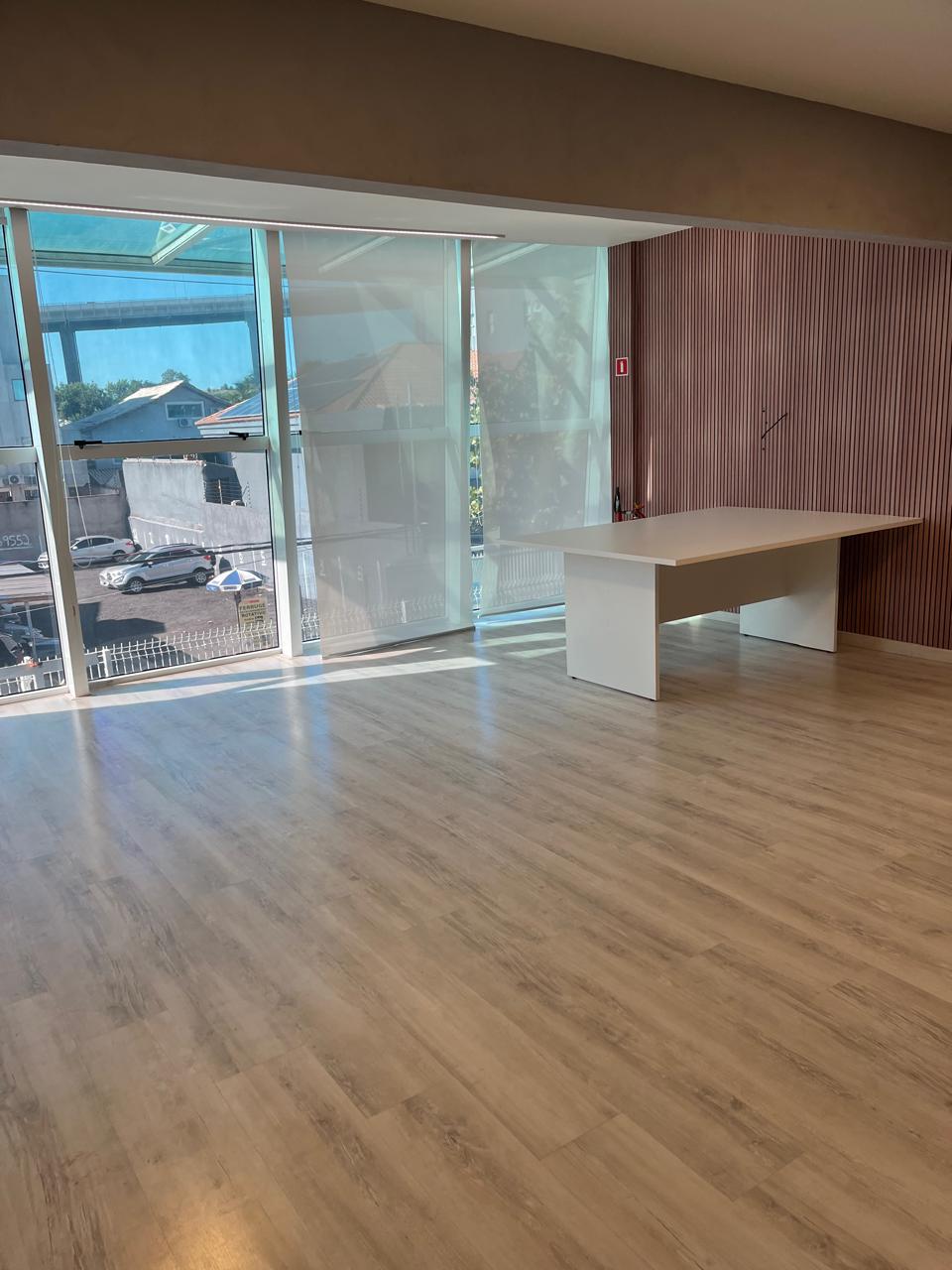 Foto da sala Escritório privativo para 25 posições · 120 a 130 m² em Enseada do Suá, Vitória (1/3)