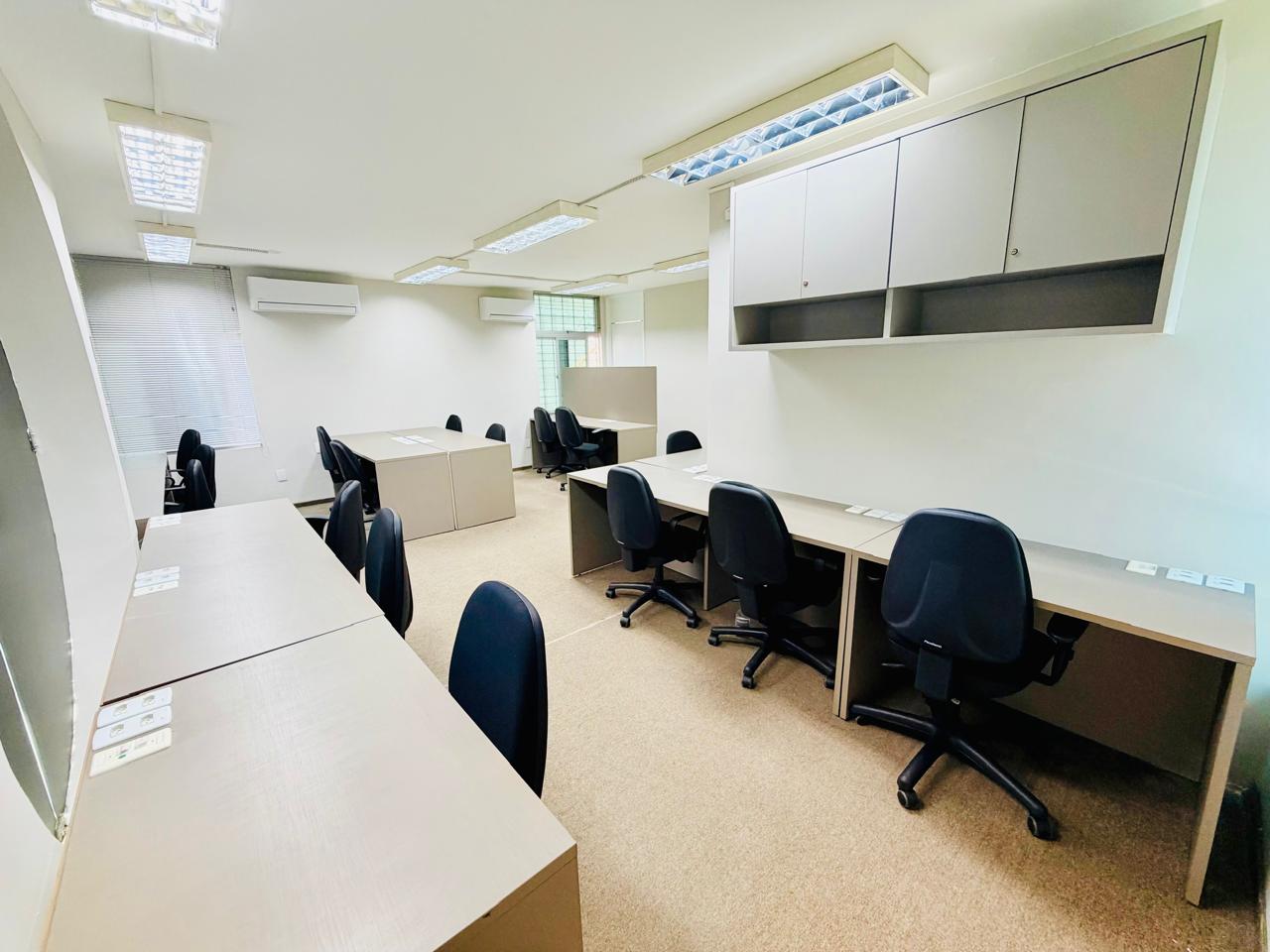 Foto da sala Escritório privativo para 18 posições · 30 a 40 m² em Espinheiro, Recife (2/5)