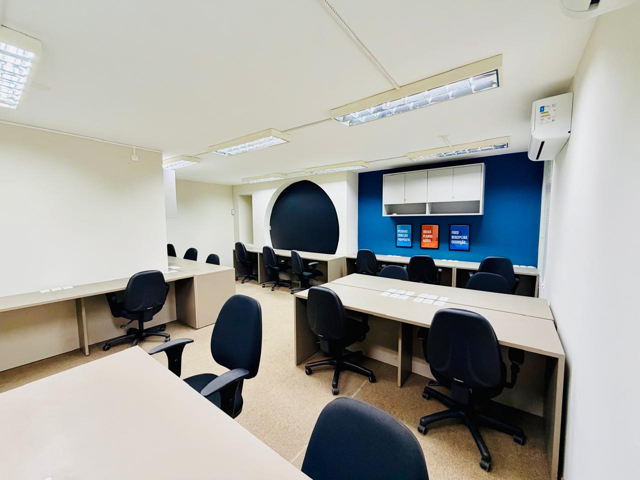 Foto da sala Escritório privativo para 18 posições · 30 a 40 m² em Espinheiro, Recife (1/5)