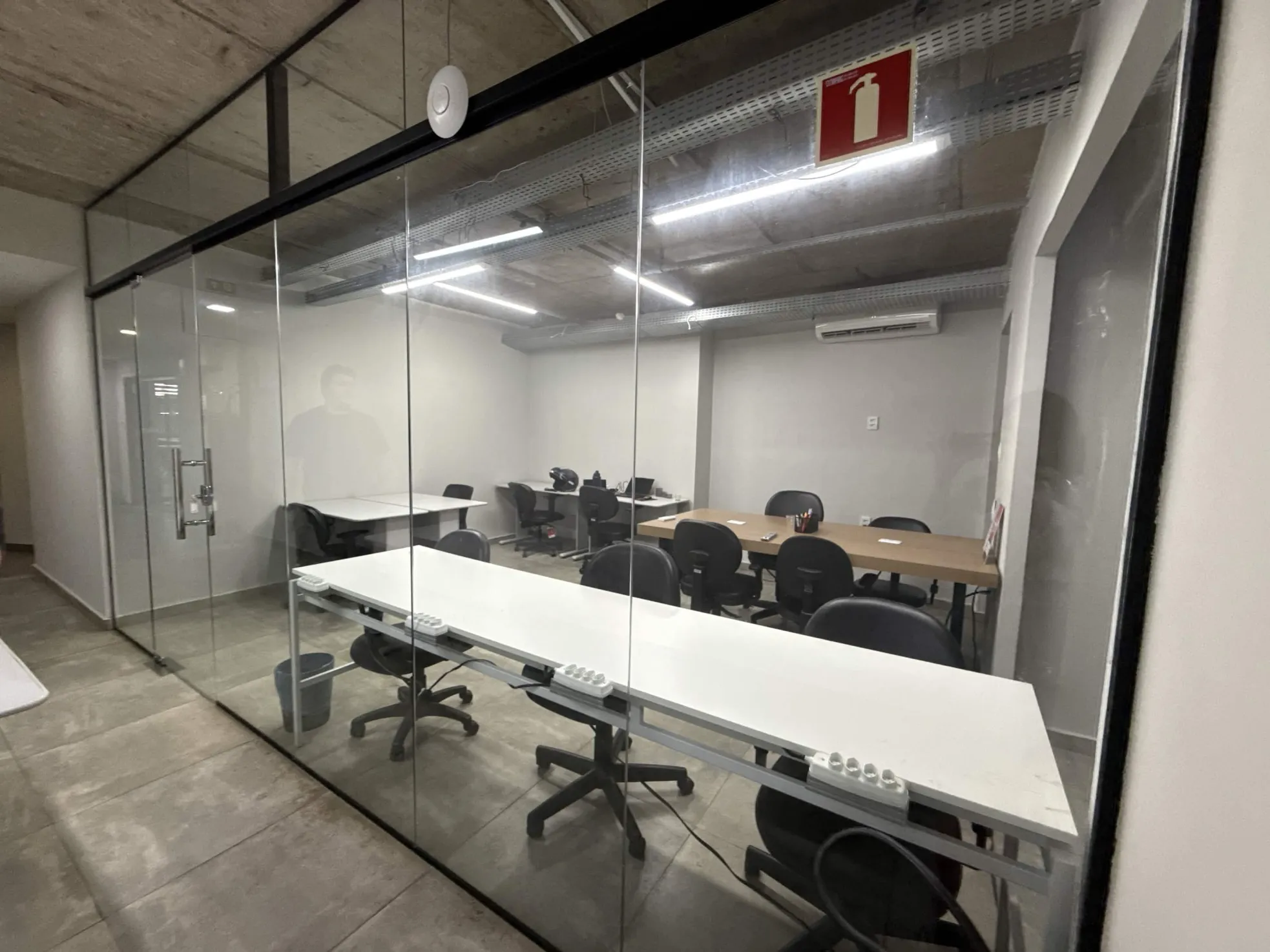 Foto da sala Escritório privativo para 10 posições · 20 a 30 m² em Nazaré, Belém (1/4)