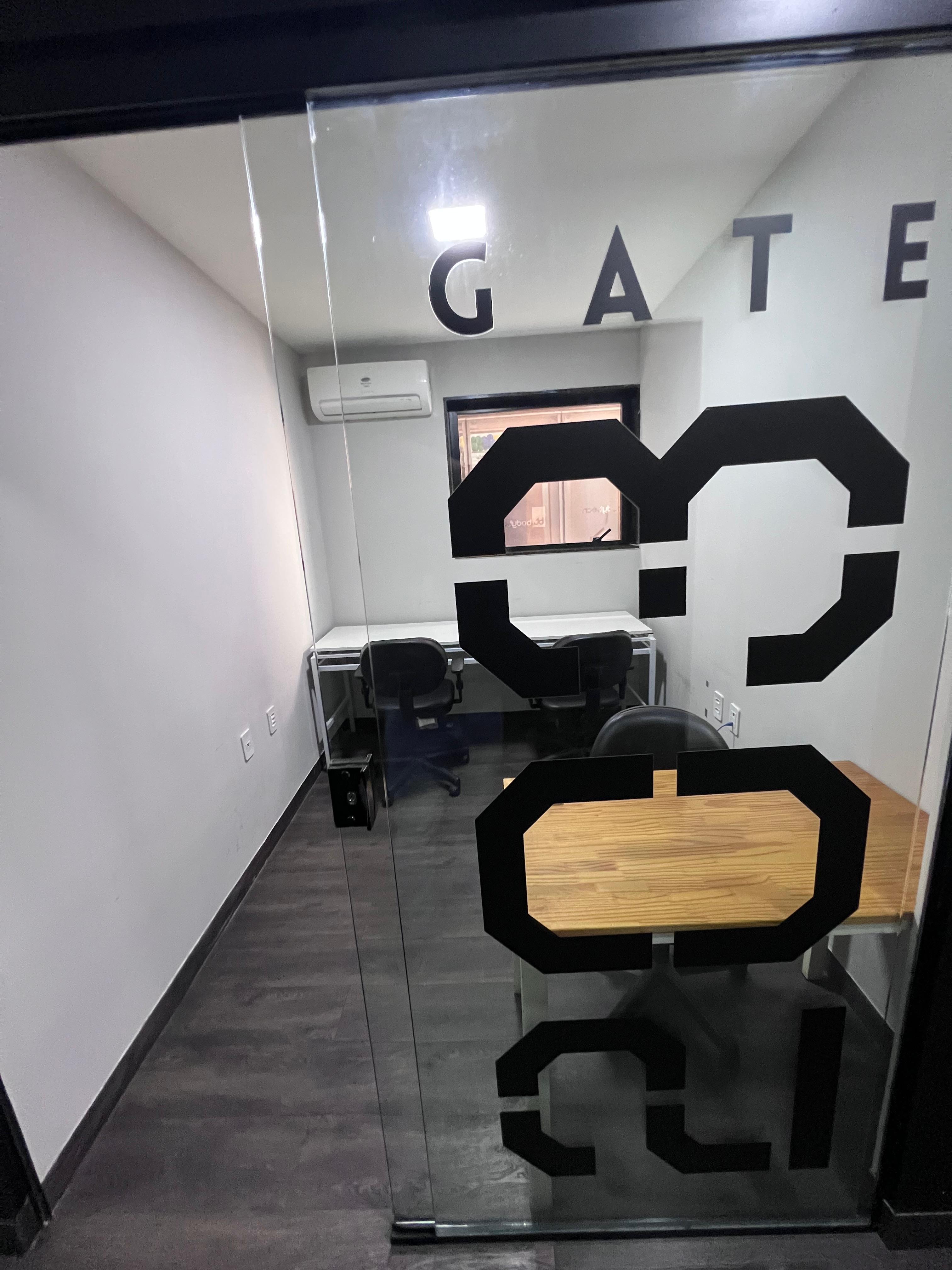 Foto de la sala Oficina privada para 3 puestos · 0 a 10 m² en Nazaré, Belém (2/3)
