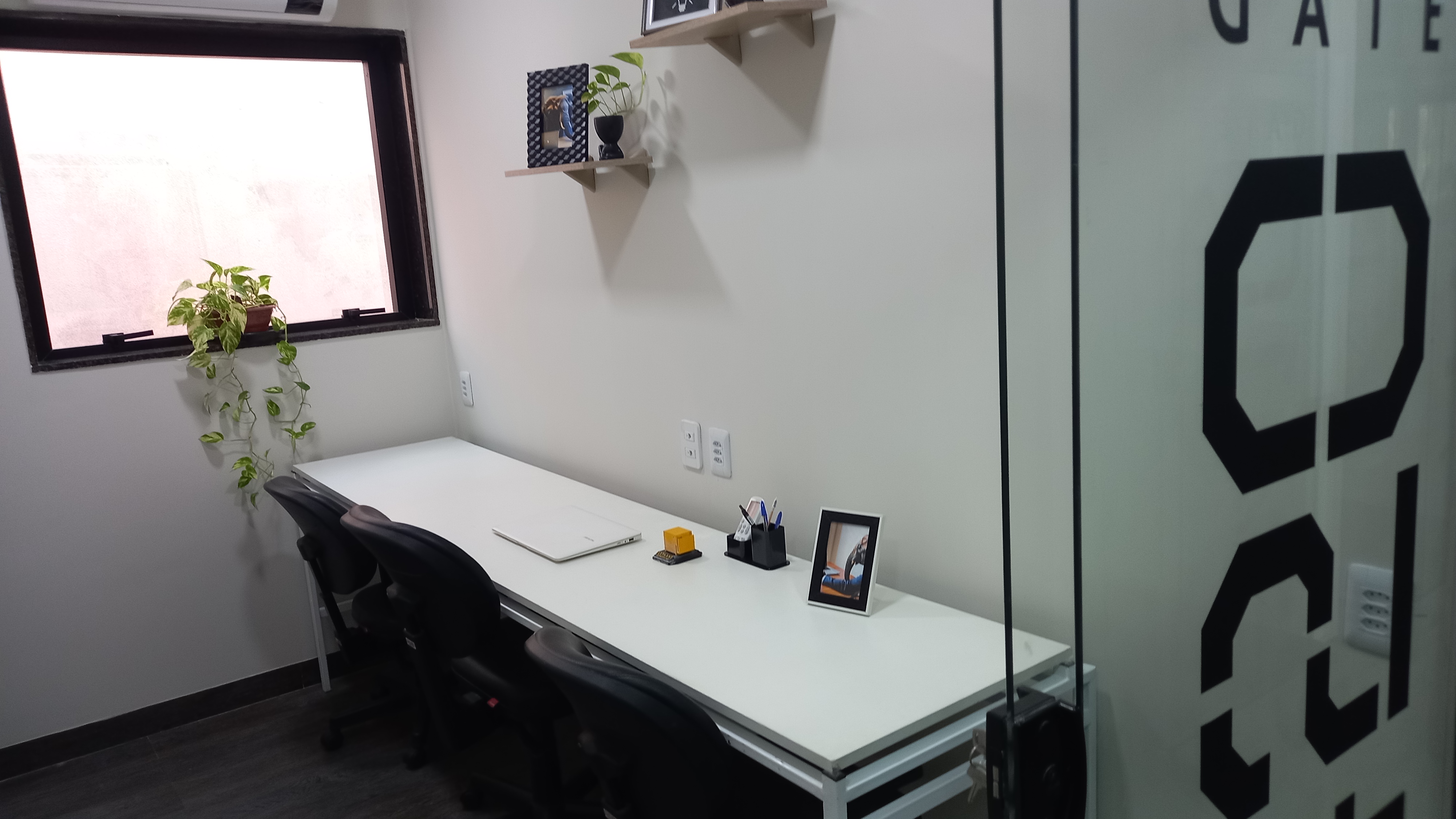 Foto da sala Escritório privativo para 3 posições · 0 a 10 m² em Nazaré, Belém (3/3)