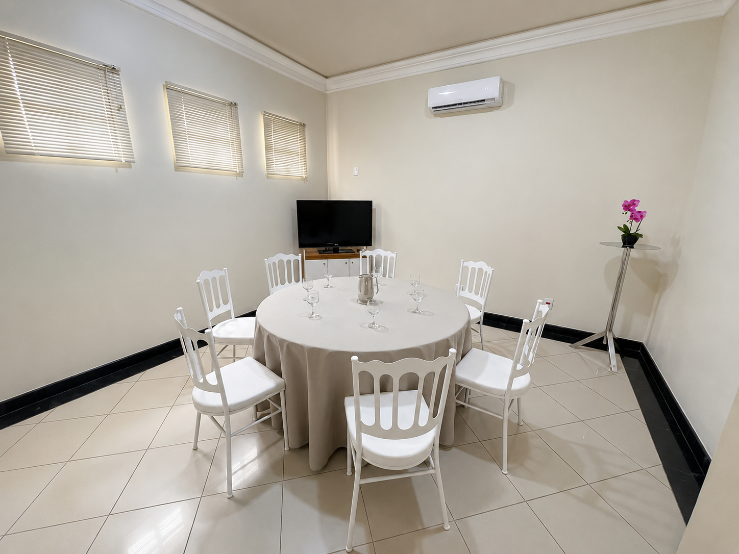Sala de Reunião 2 — Jardim São Luiz, Montes Claros/MG