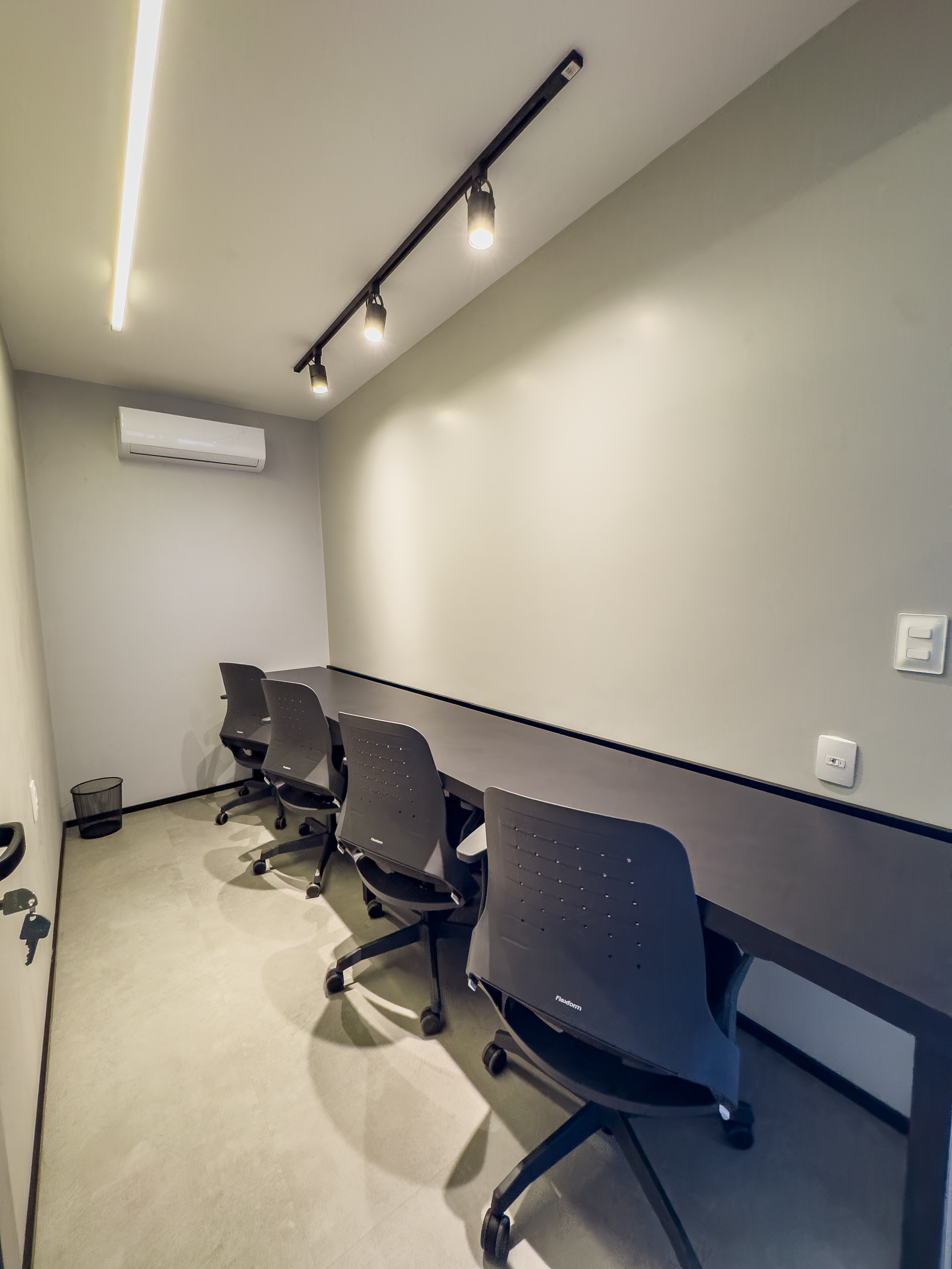 Photo of the room Private office for 4 seats · 10 to 20 m² in Praia da Costa, Vila Velha (1/3)