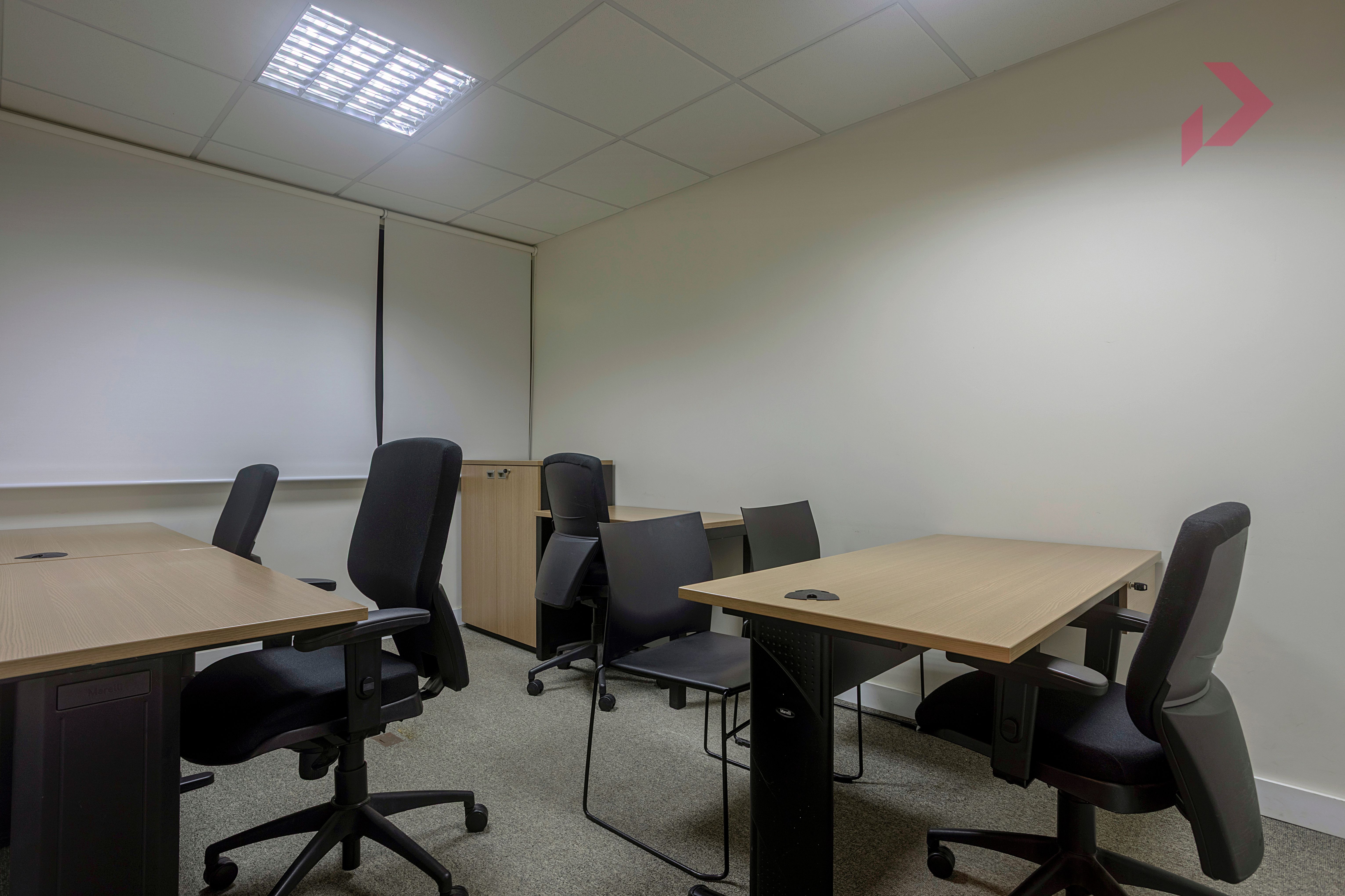 Foto da sala Escritório privativo para 5 posições · 10 a 20 m² em Caminho das Árvores, Salvador (1/4)