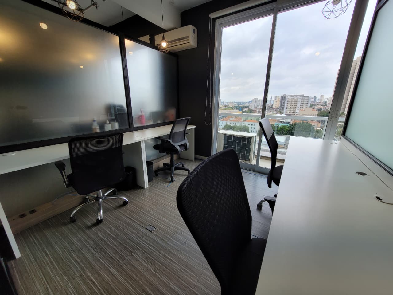 Foto de la sala Oficina privada para 4 puestos · 0 a 10 m² en Ipiranga, São Paulo (3/3)