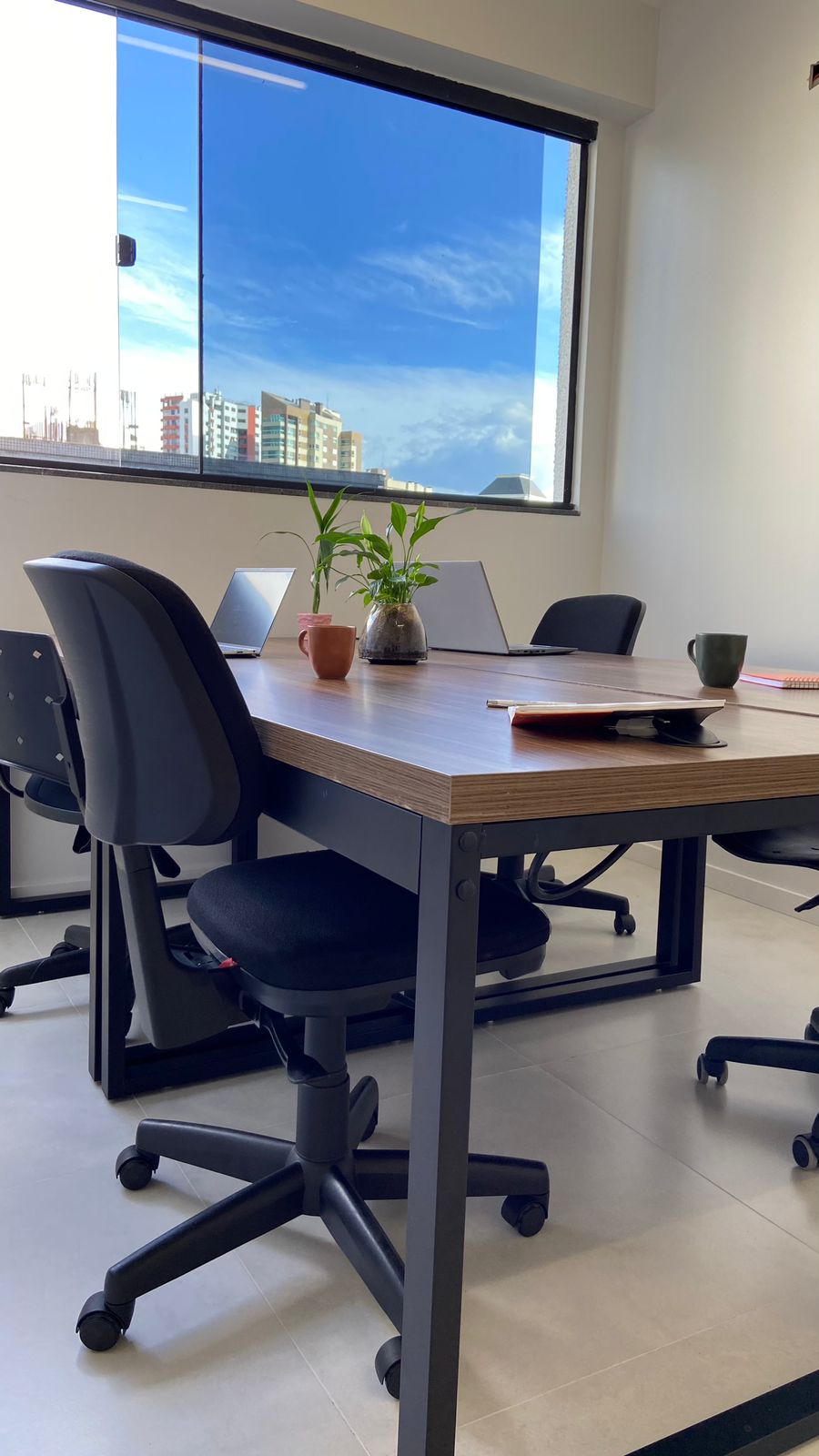 Foto da sala Escritório privativo para 5 posições · 10 a 20 m² em Centro, Pato Branco (3/3)