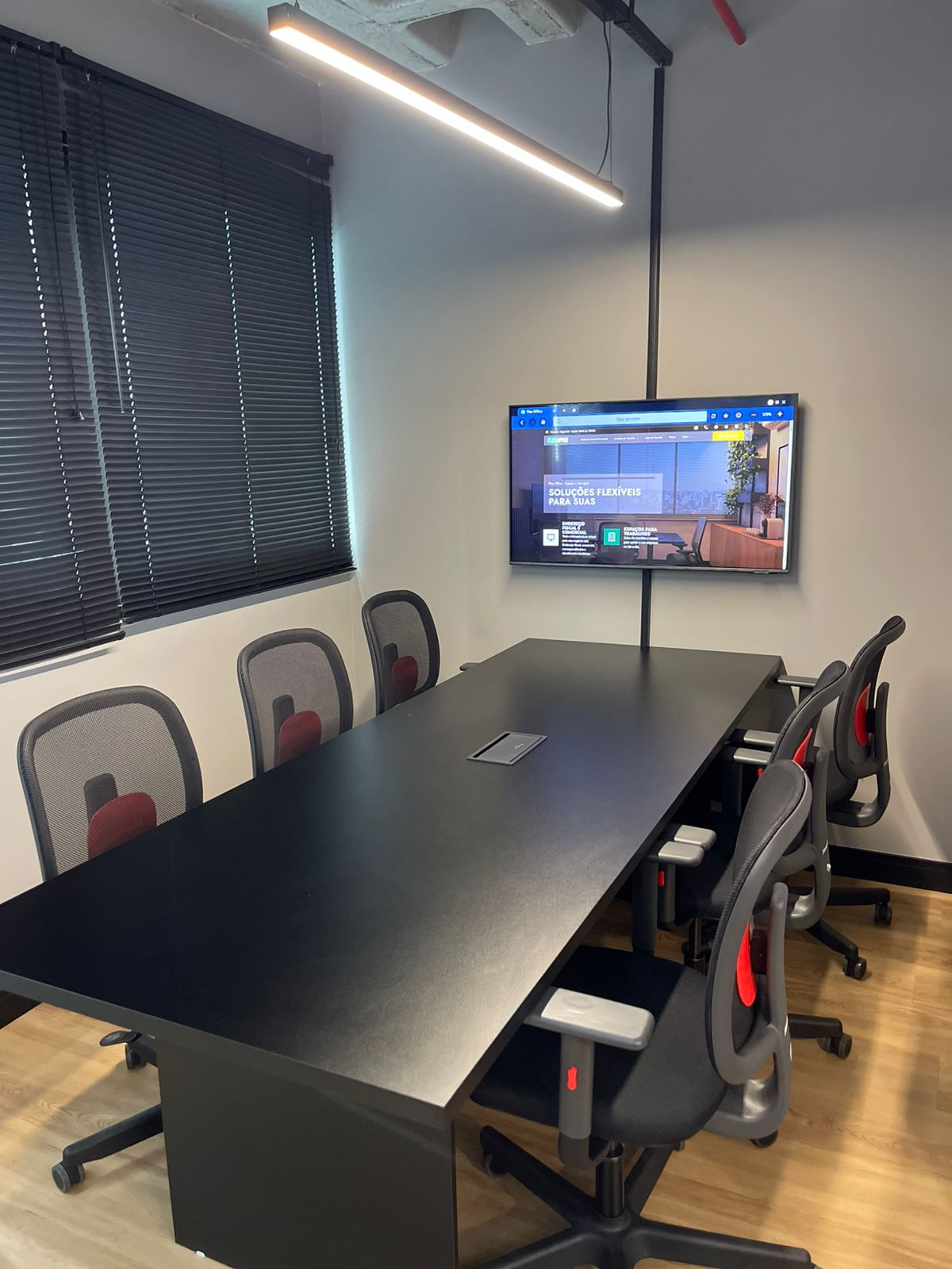Foto da sala Sala de Reunião — Flex Office (5/13)