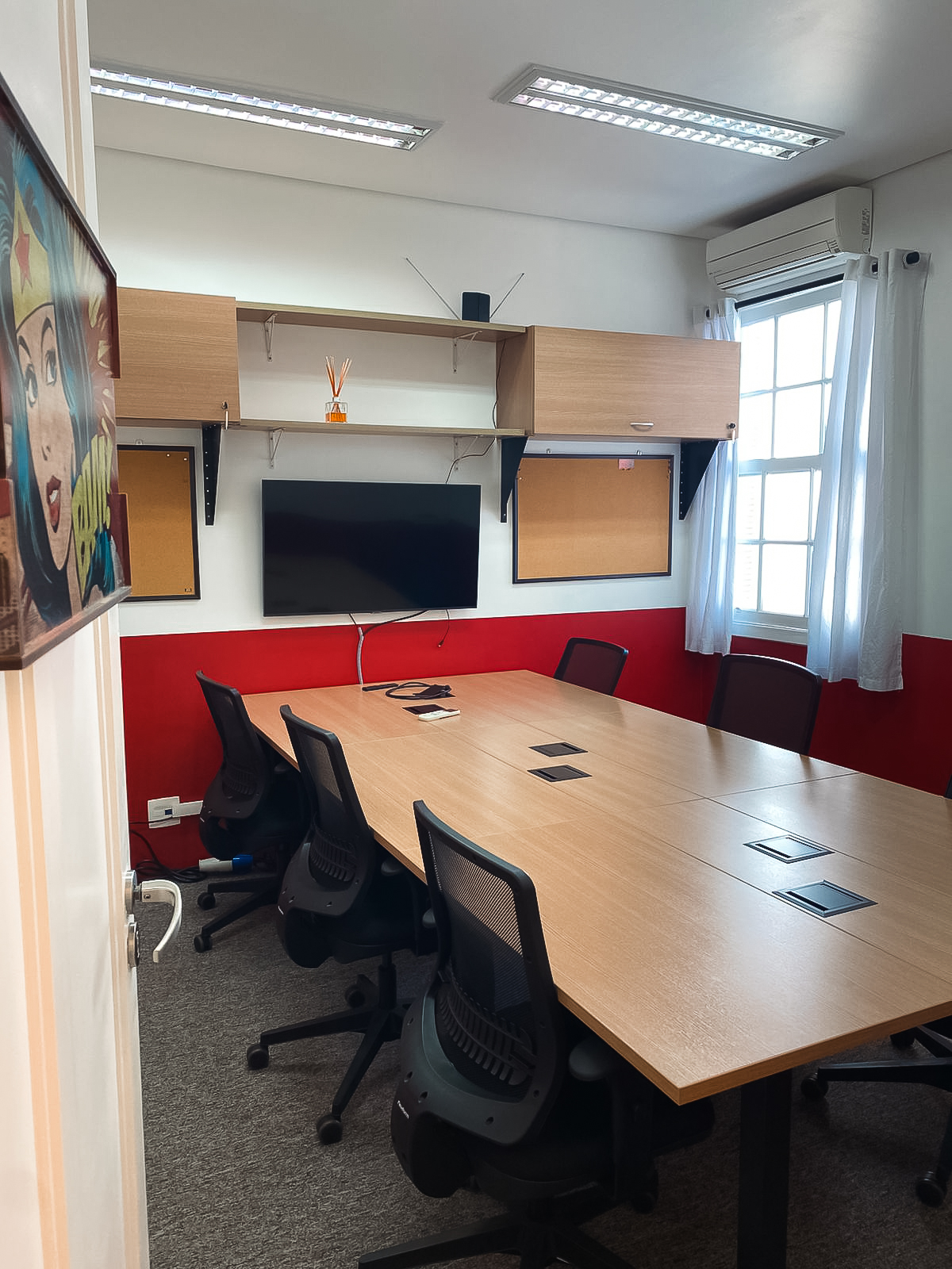 Foto da sala Escritório privativo para 6 posições · 10 a 20 m² em Pinheiros, São Paulo (3/3)