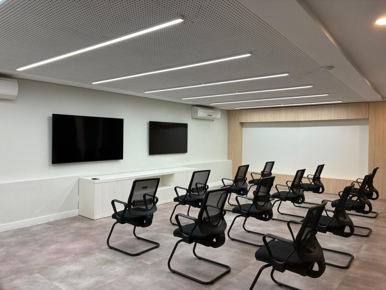 Foto da sala Escritório privativo para 45 posições · 80 a 90 m² em Botafogo, Rio de Janeiro (1/3)