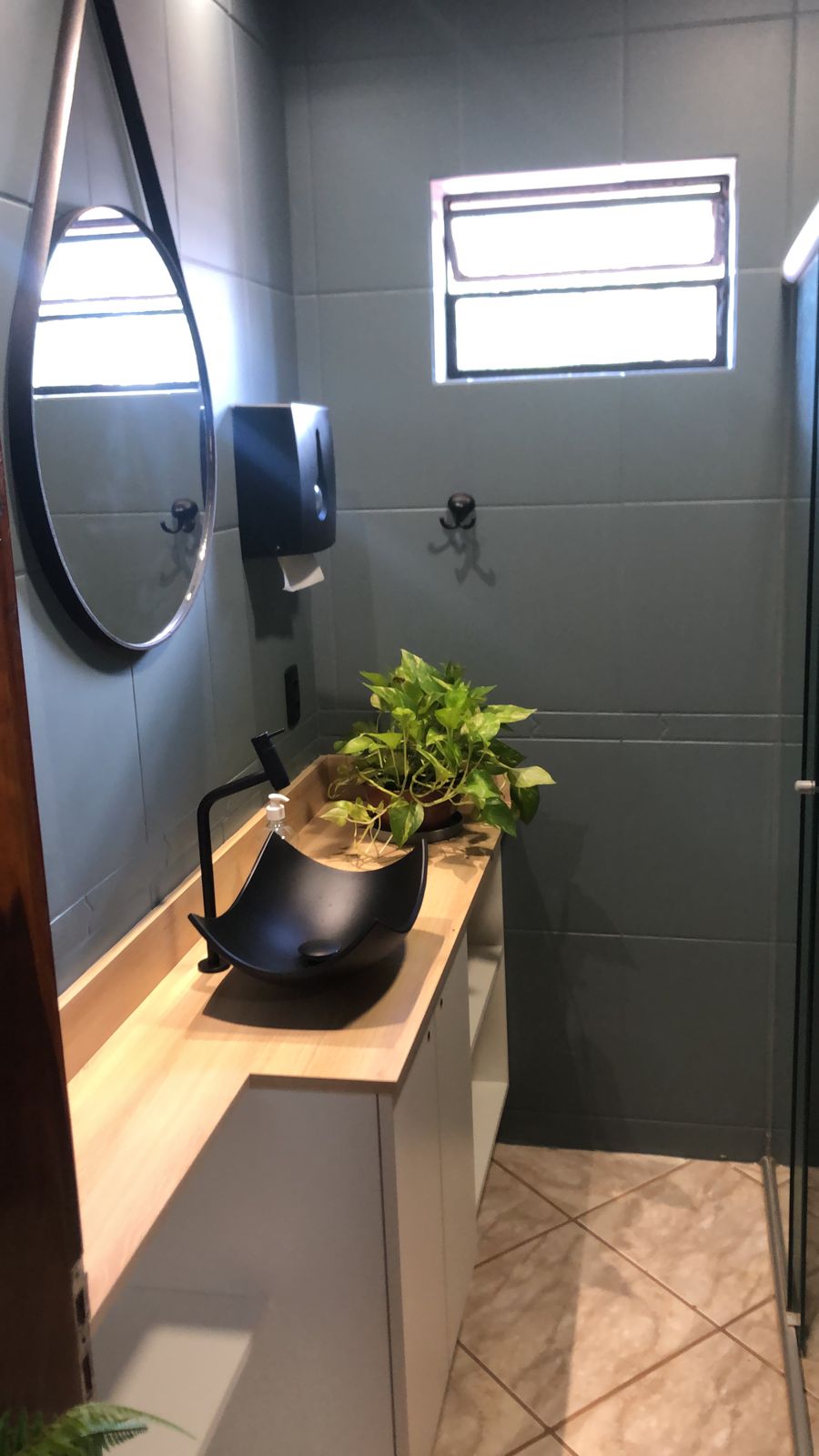 Foto da sala Escritório privativo para 3 posições · 10 a 20 m² em Centro, Santa Rosa (3/3)