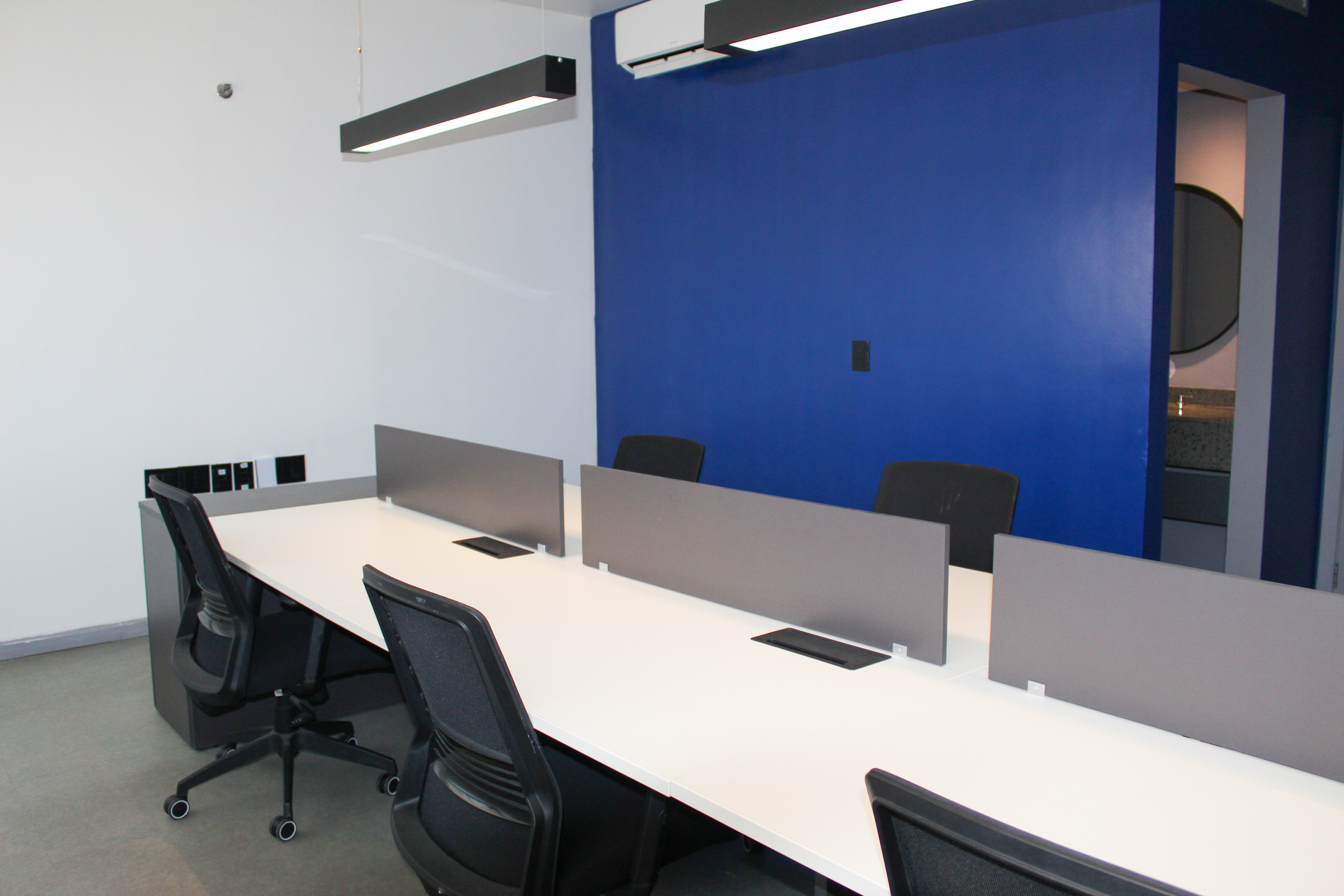 Foto da sala Escritório privativo para 6 posições · 30 a 40 m² em Auxiliadora, Porto Alegre (2/3)