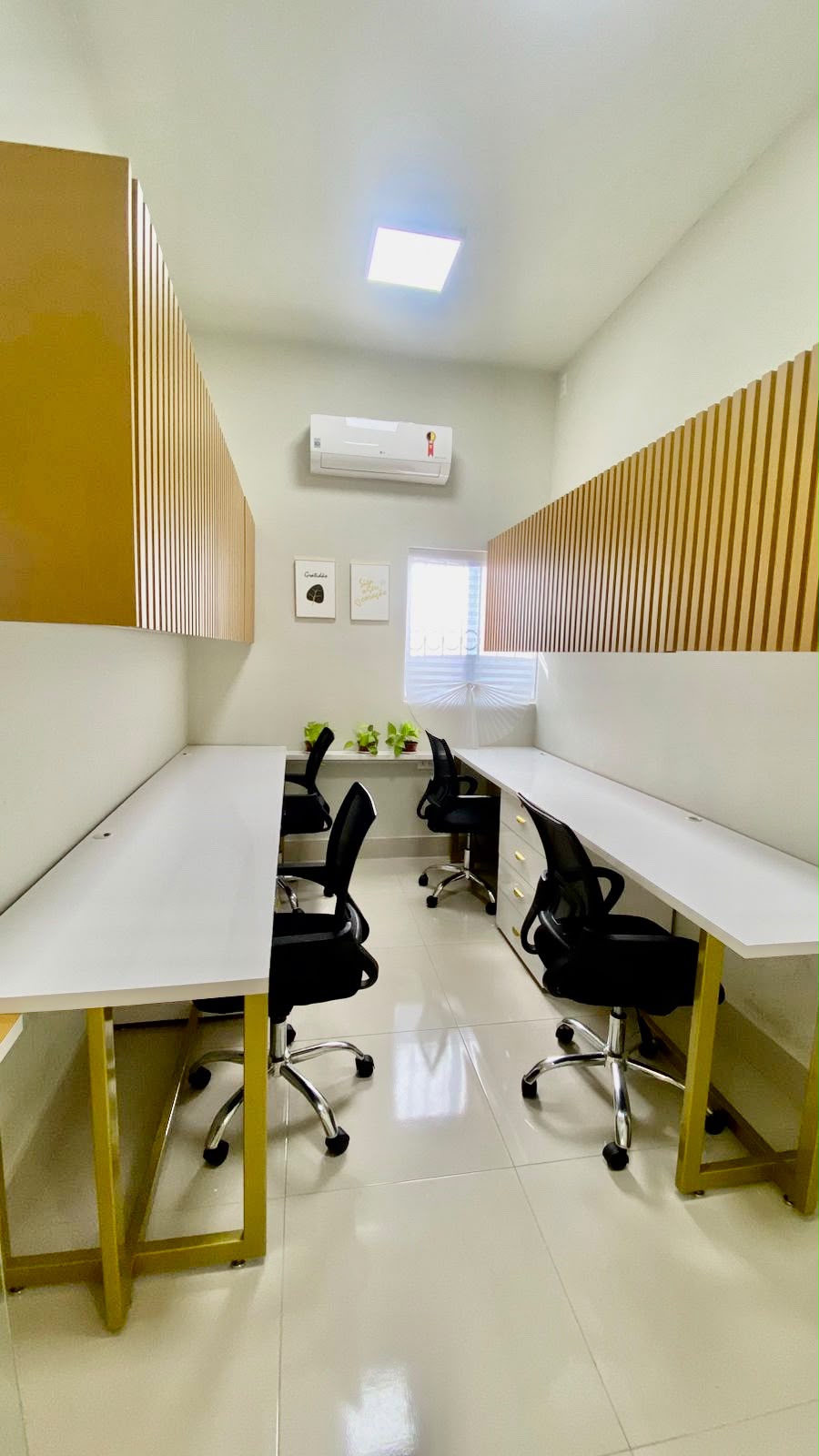 Foto de la sala Oficina privada para 5 puestos · 10 a 20 m² en Amapá, Marabá (2/3)